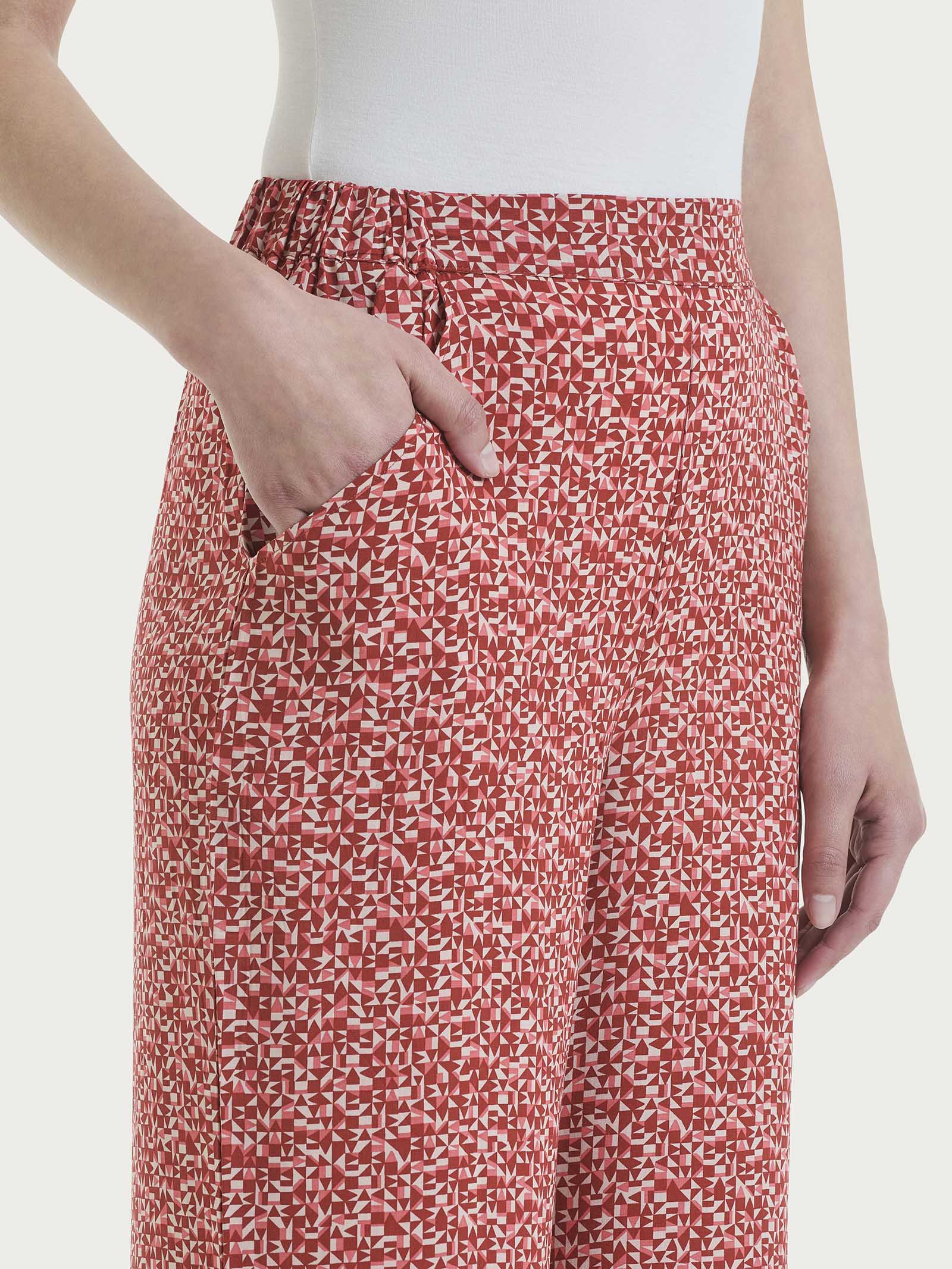 Pantalone ampio con tasche con geometric pattern in Ecoseta - Fant. Dubarry - Image 3