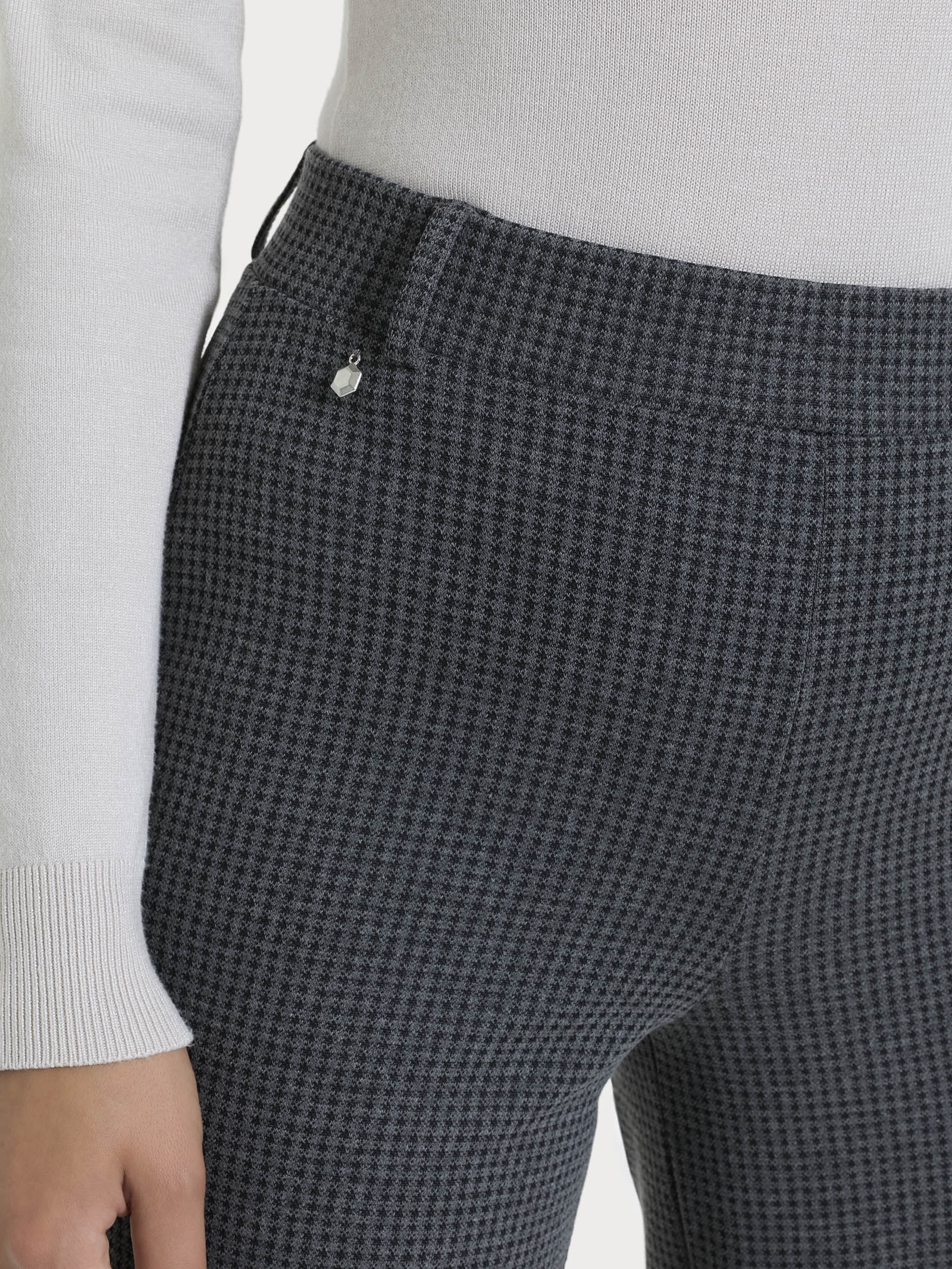 Pantalone ampio con tasche e micro check in Eco Jacquard - Fant.Ardesia Mel. - Image 3