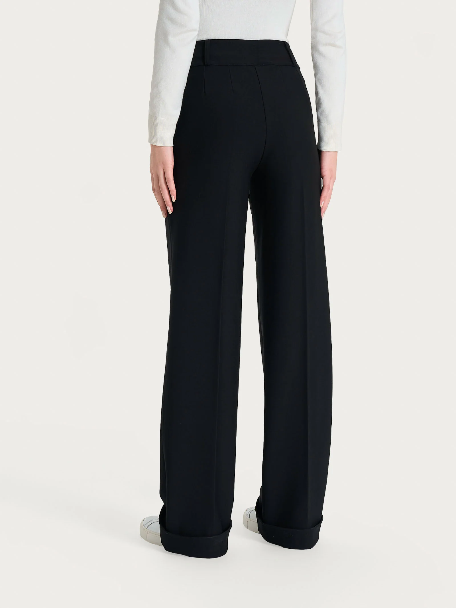 Pantalone ampio con tasche e pinces in Compact - Nero - Image 3