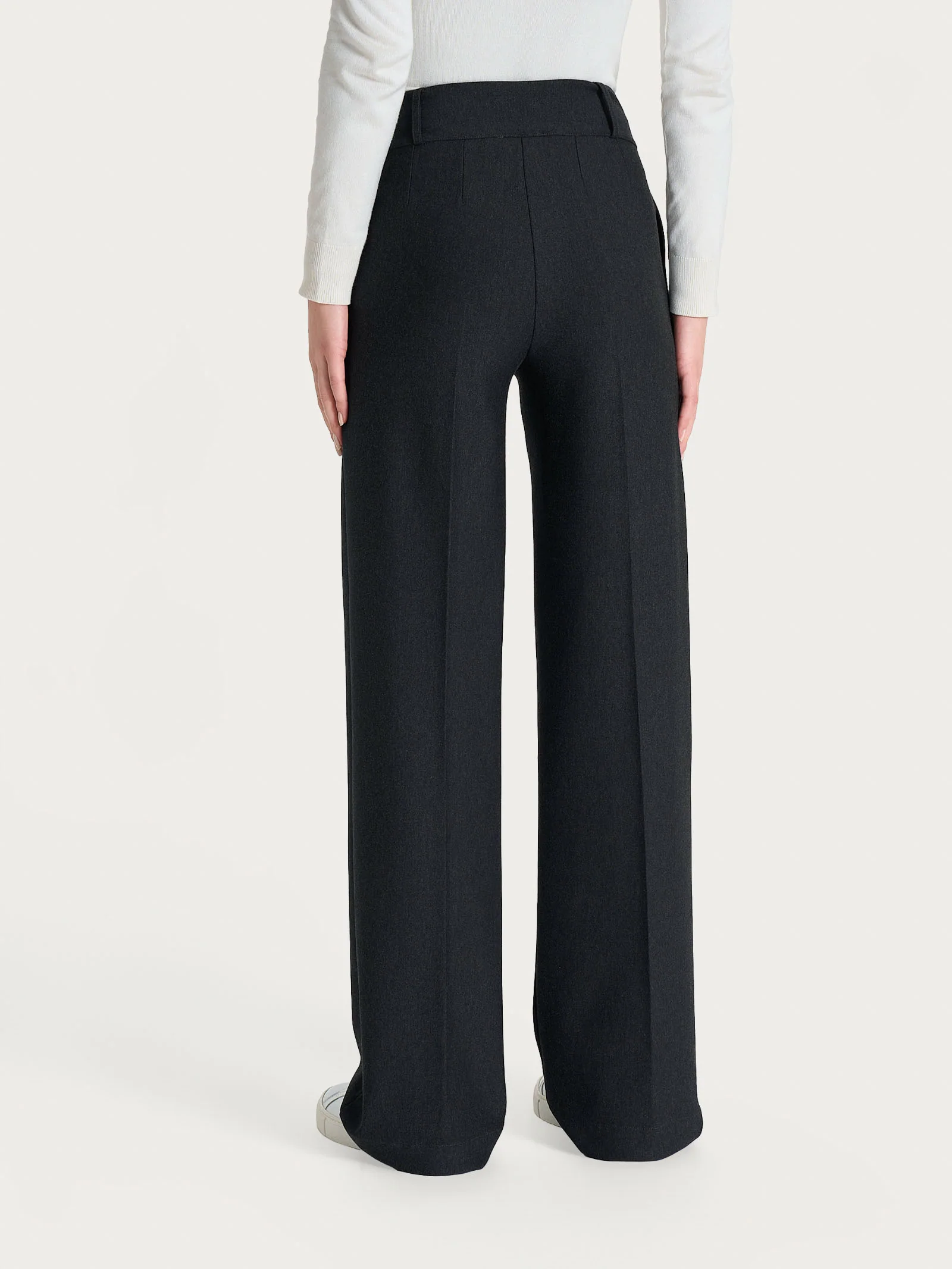 Pantalone ampio con tasche e pinces in Compact  - Oscuro Mel. - Image 3
