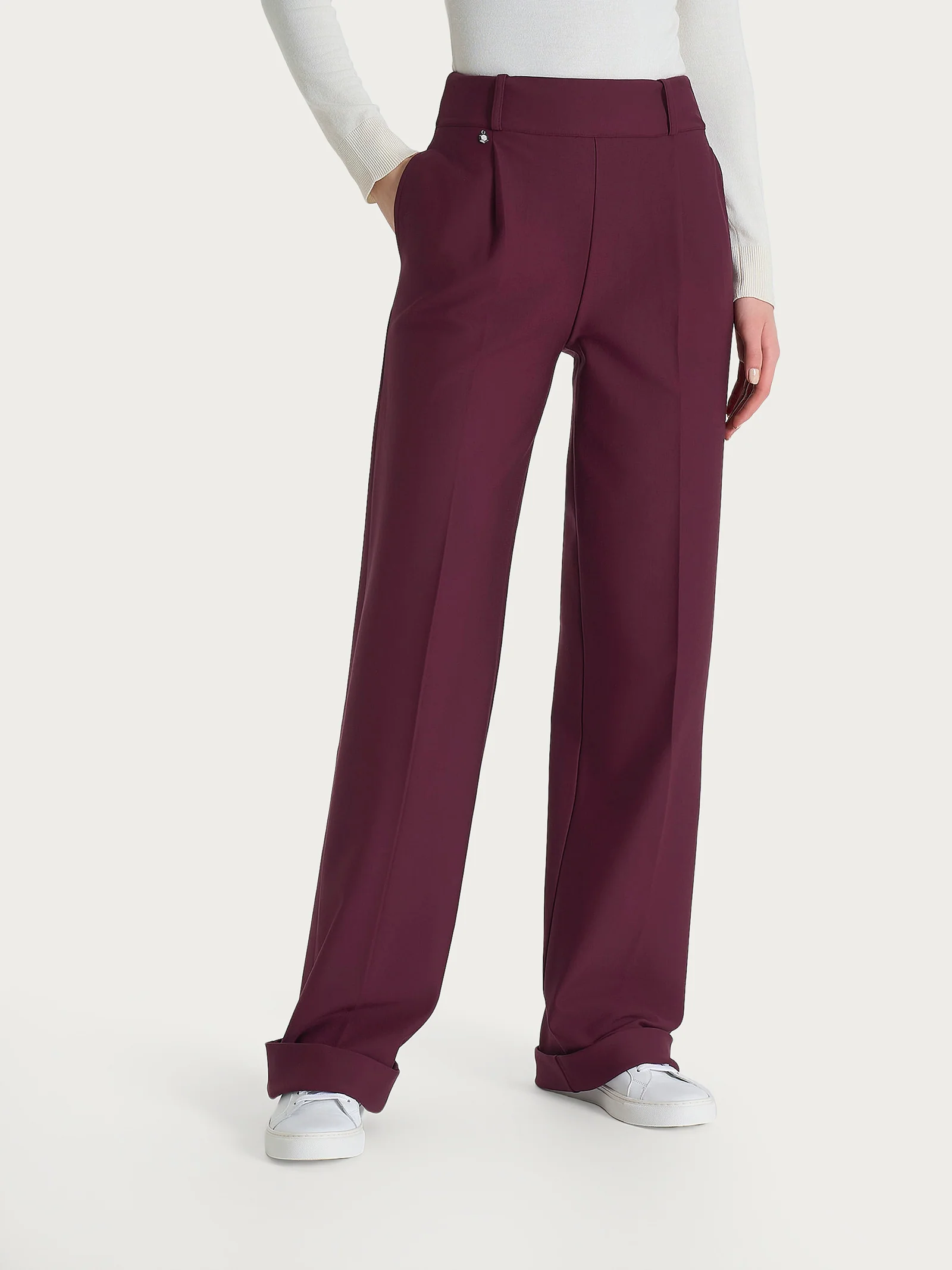 Pantalone ampio con tasche e pinces in Compact  - Fig - Image 2