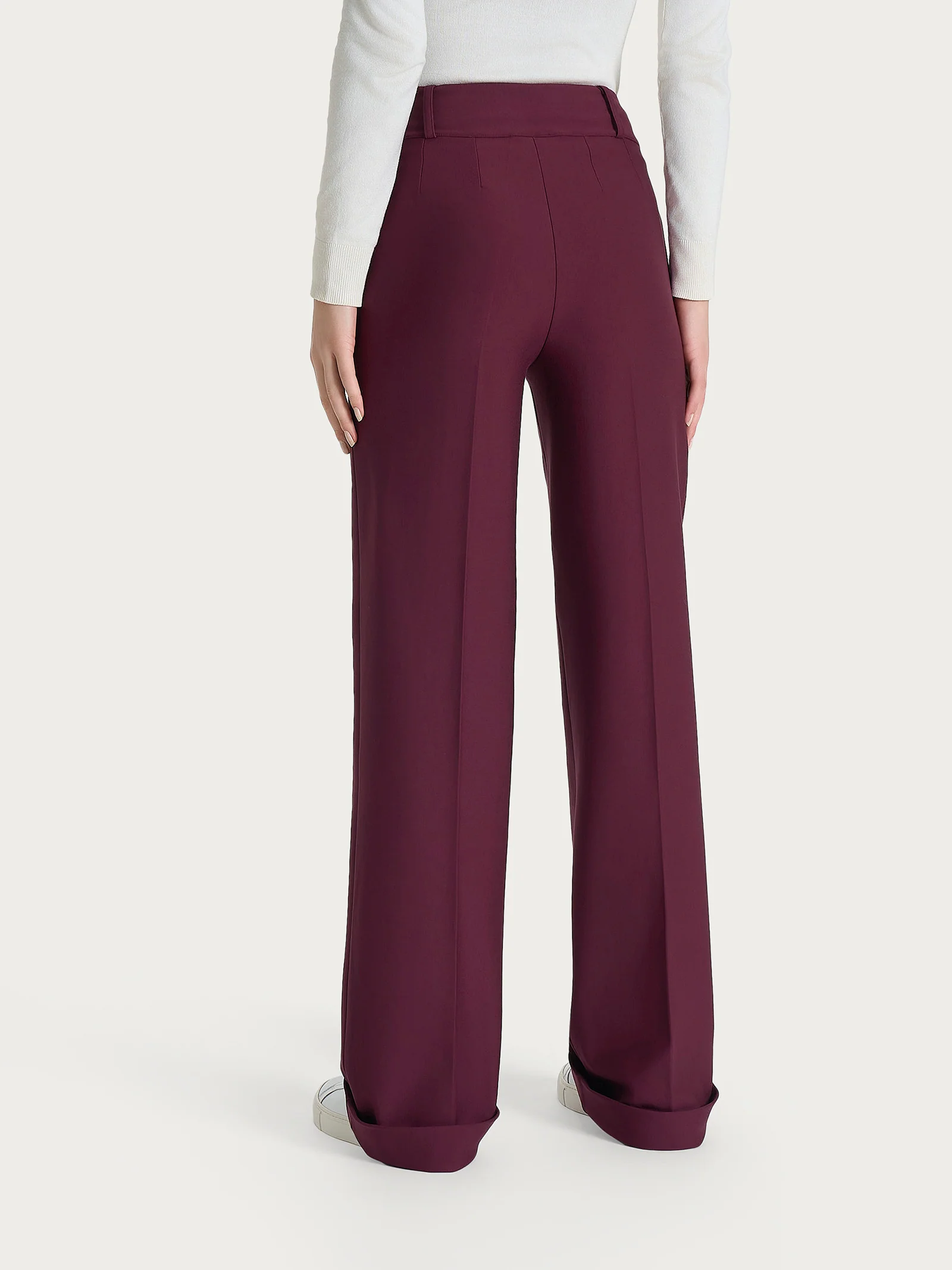 Pantalone ampio con tasche e pinces in Compact  - Fig - Image 4