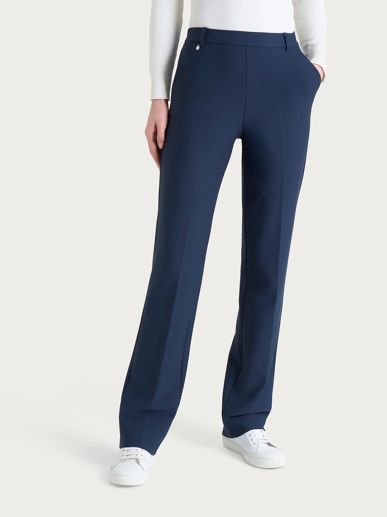Pantalone ampio con tasche e risvolto in Compact - Persia