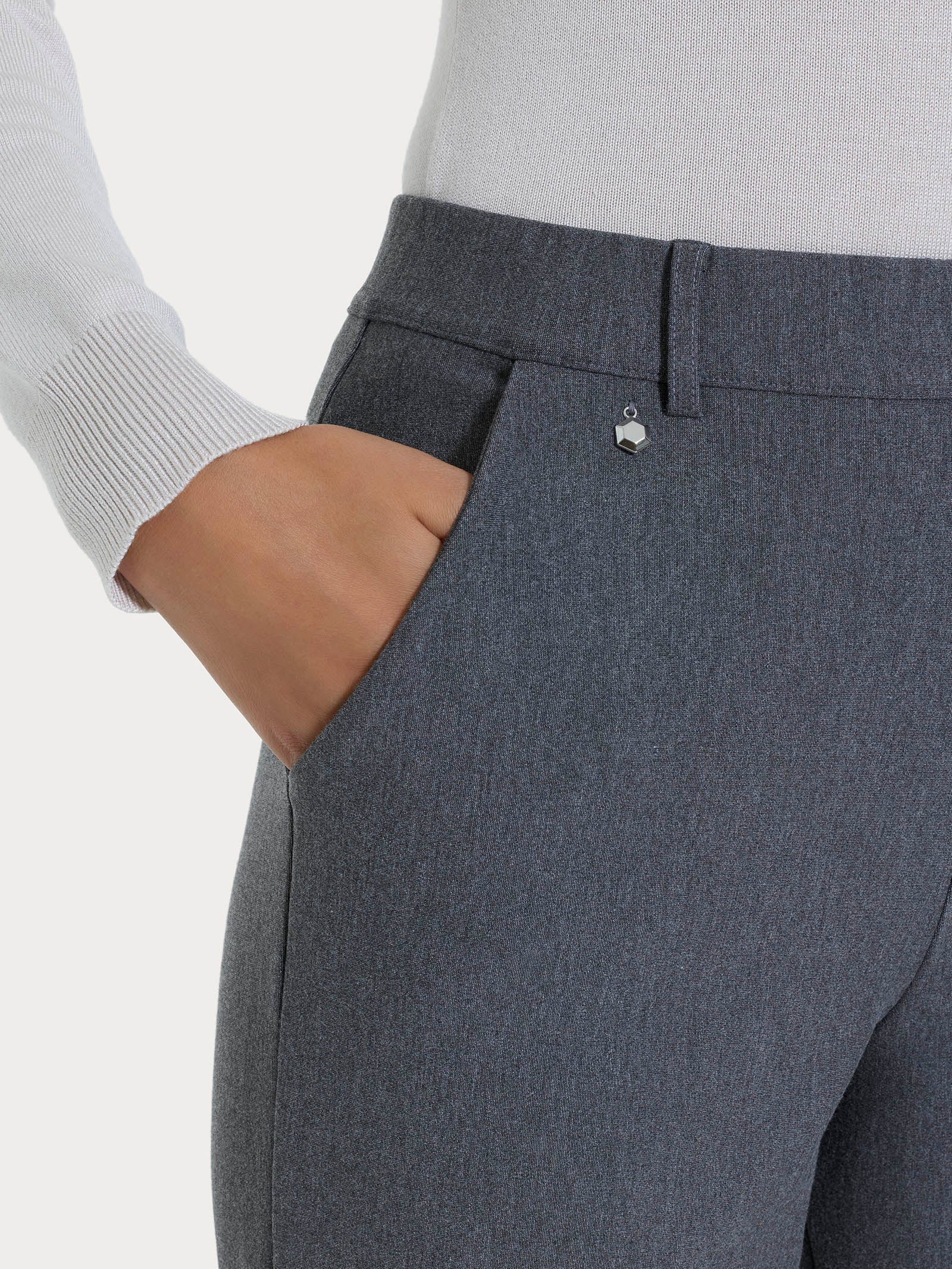 Pantalone ampio con tasche e risvolto in Compact - Ardesia Mel. - Image 9