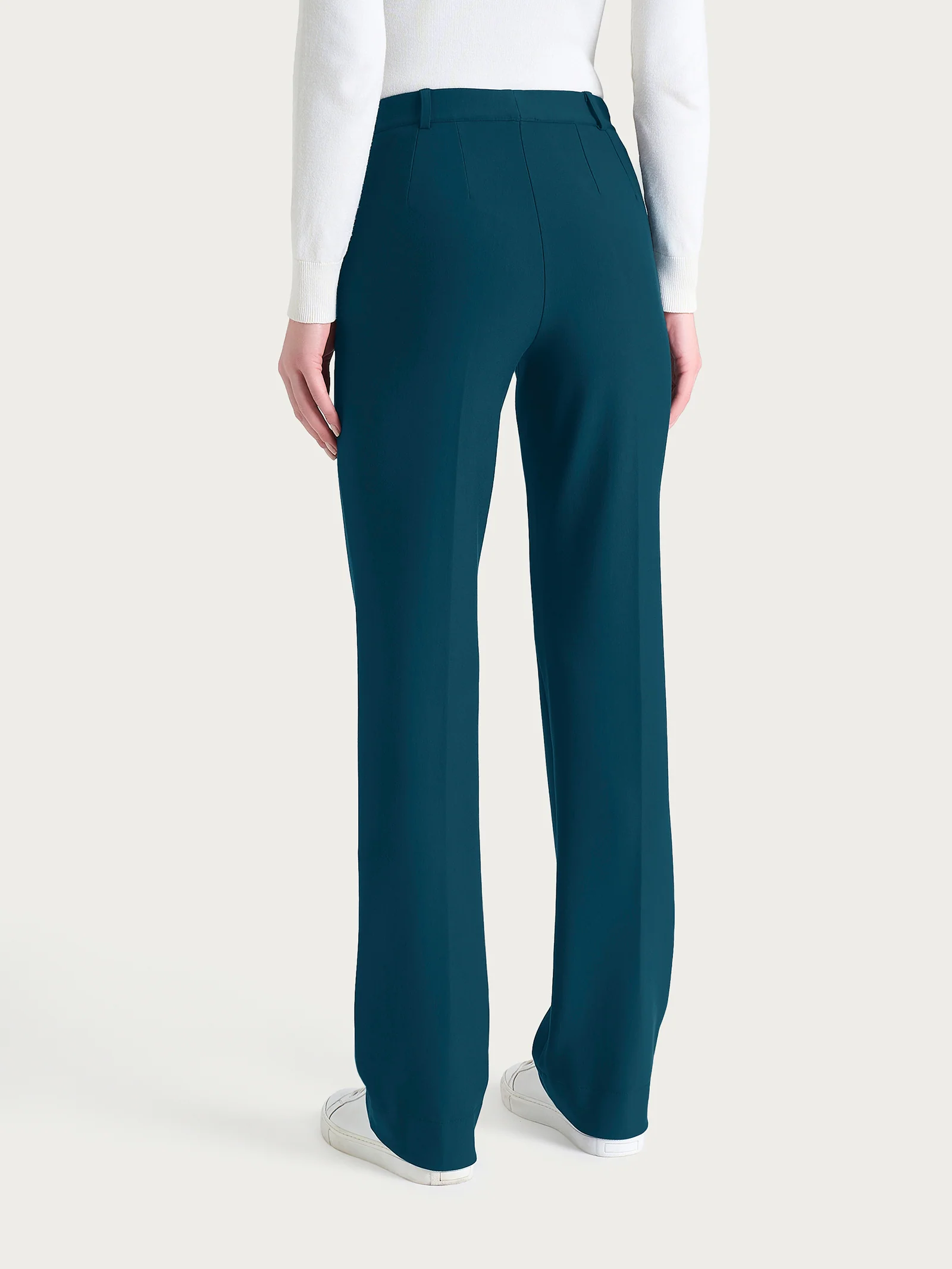 Pantalone ampio con tasche e risvolto in Compact - Reflecting Pond - Image 3