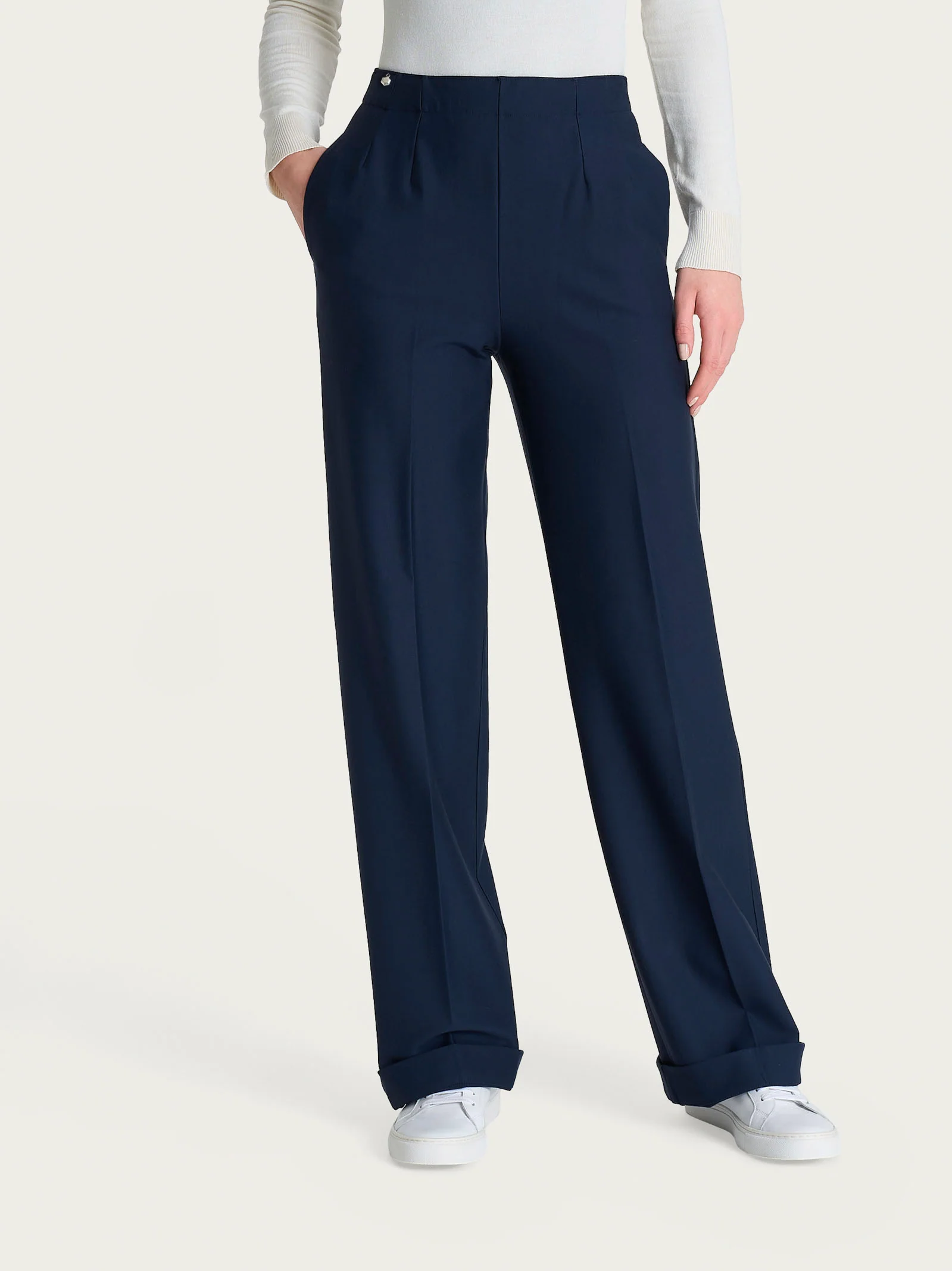 Pantalone ampio con tasche in Compact - Persia - Image 2