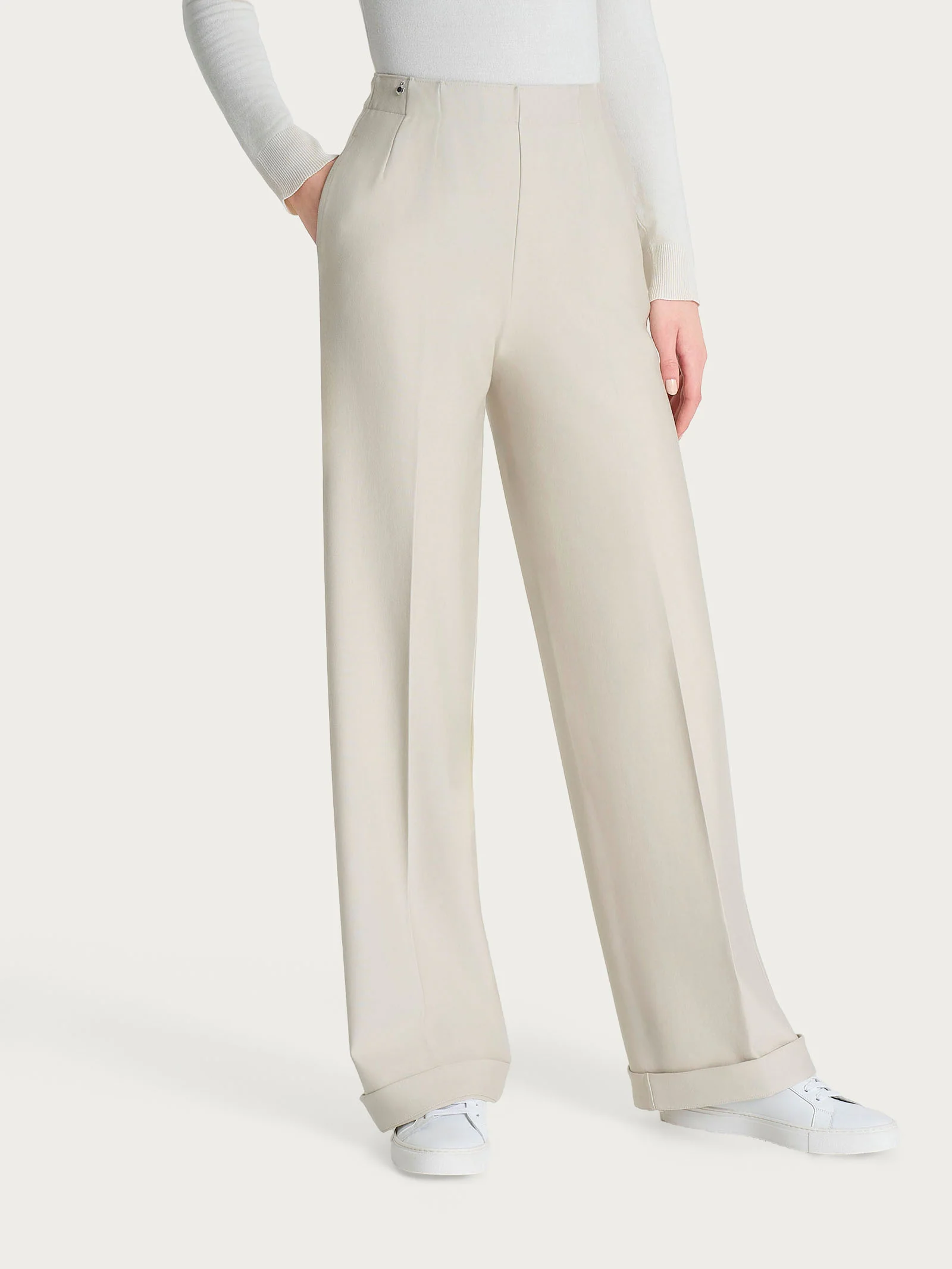 Pantalone ampio con tasche in Compact - Champignon - Image 2