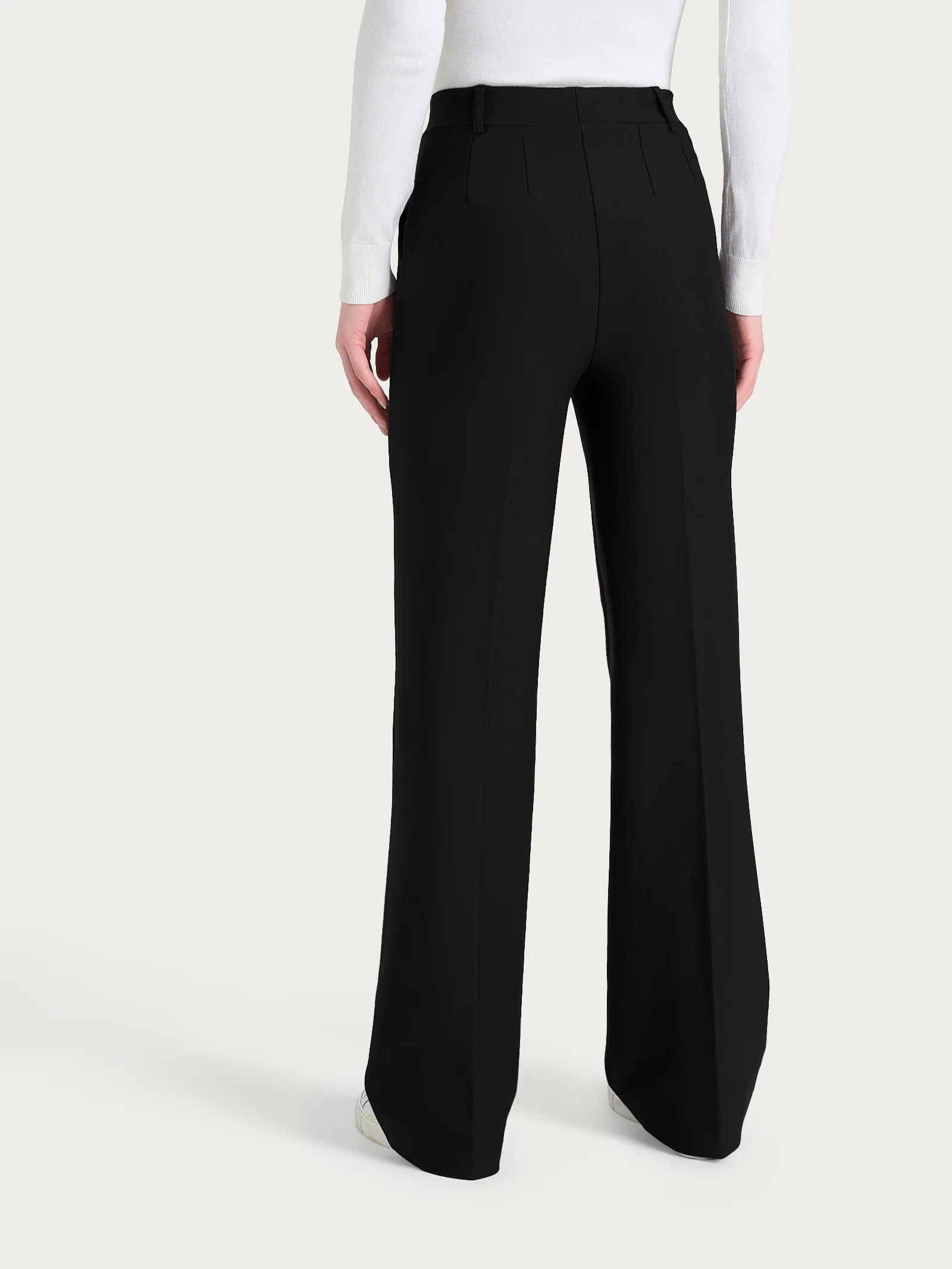 Pantalone ampio con tasche in Compact - Nero - Image 2