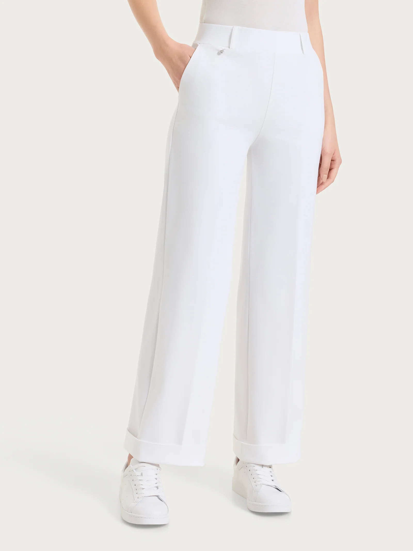 Pantalone ampio con tasche in Compact Light - Bianco - Image 2