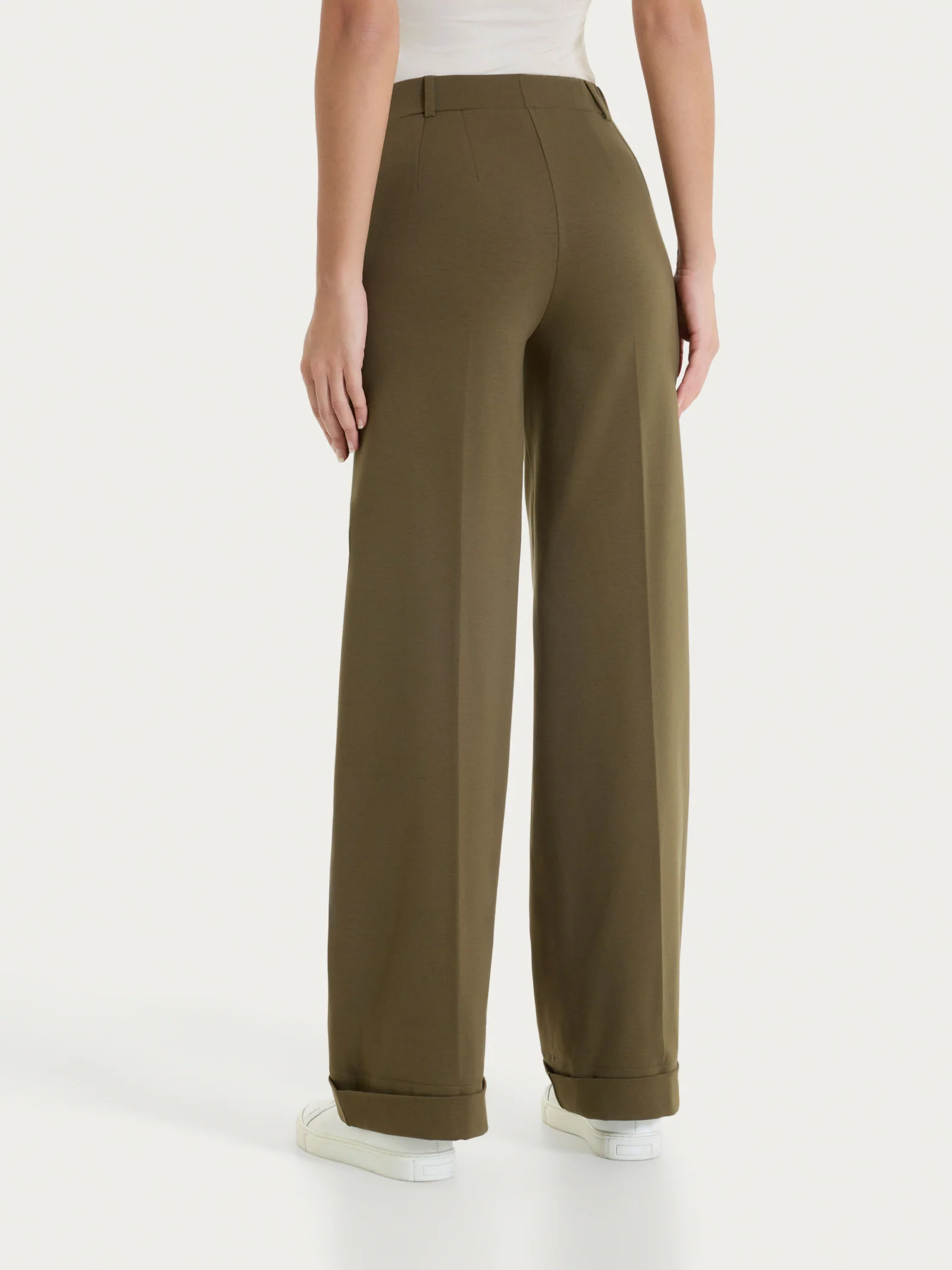 Pantalone ampio con tasche in Compact Light - Dark Olive - Image 5