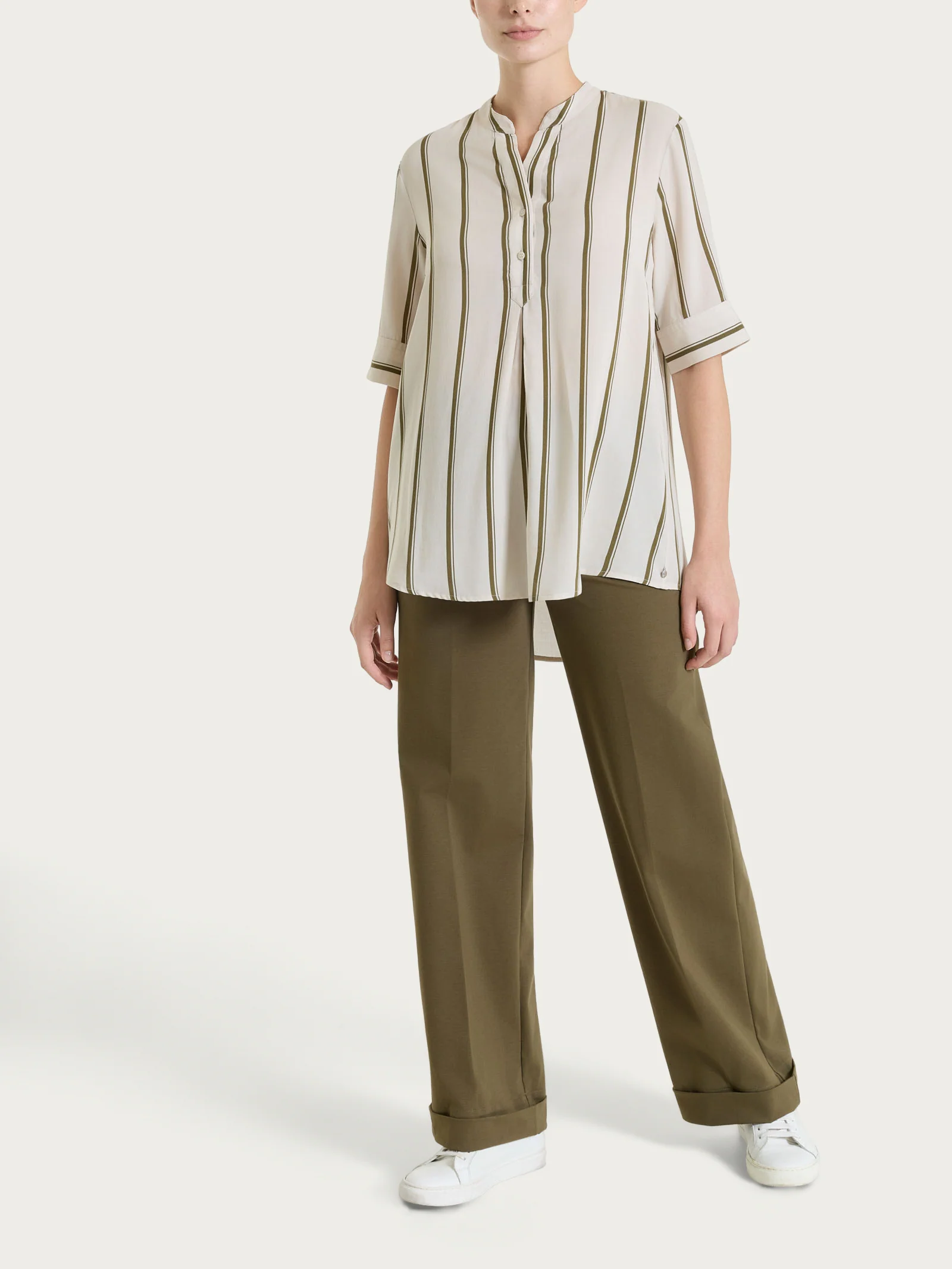 Pantalone ampio con tasche in Compact Light - Dark Olive - Image 9