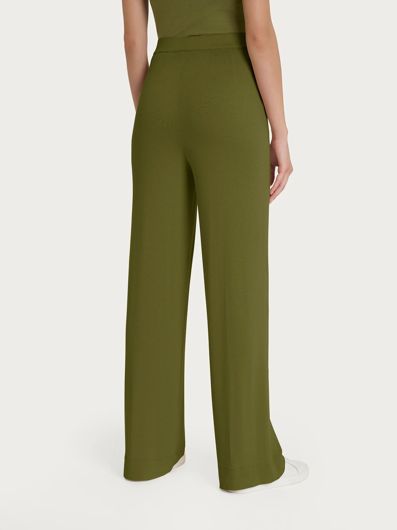 Pantalone ampio con tasche in jersey di viscosa crêpe - Sphagnum - Image 2