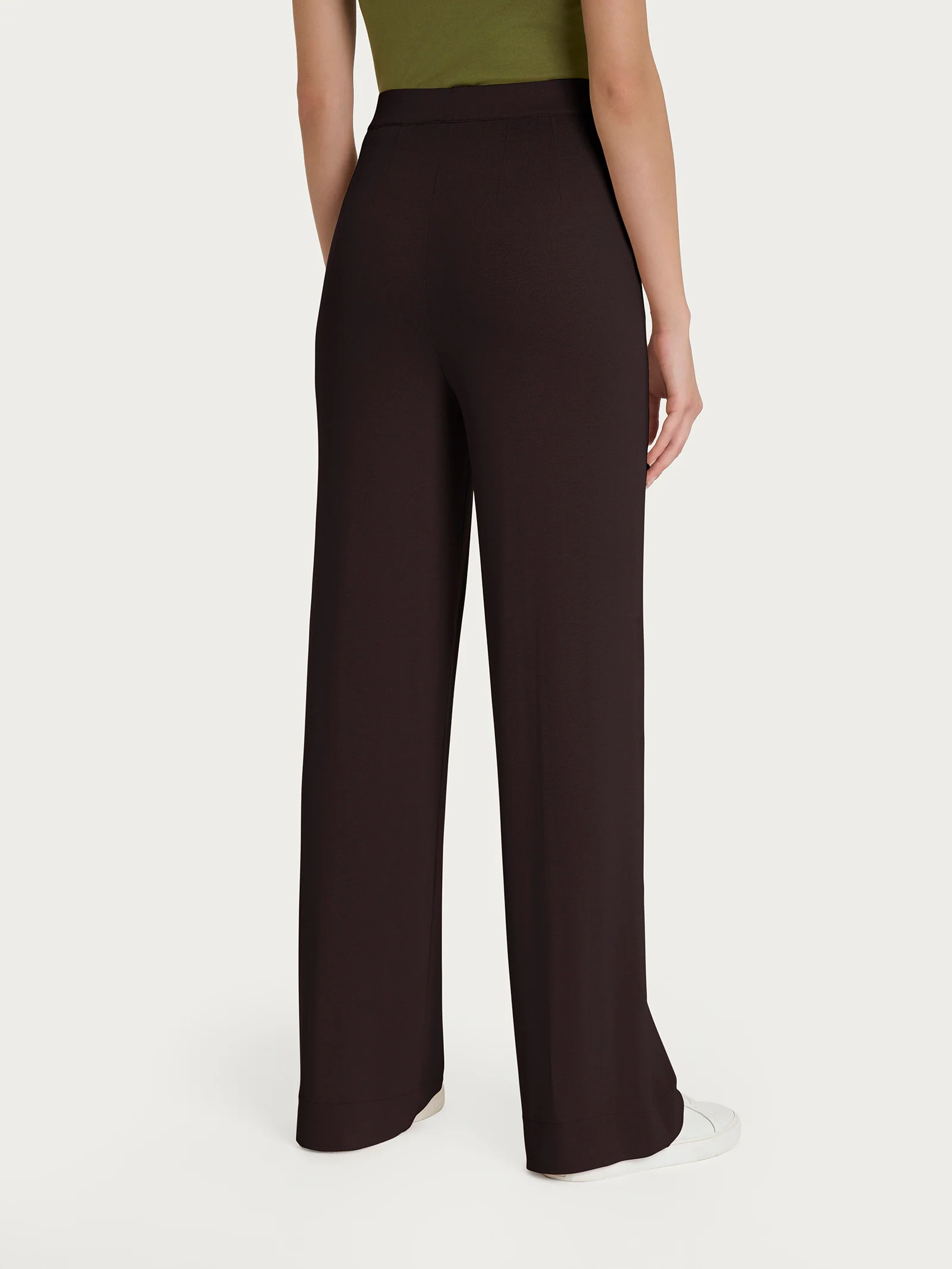 Pantalone ampio con tasche in jersey di viscosa crêpe - Chocolate Torte - Image 4