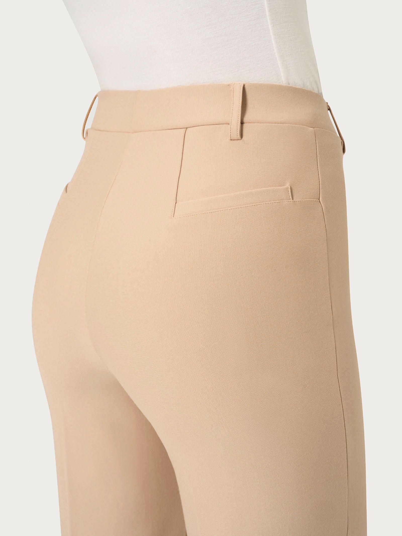Pantalone ampio in Compact - Irish Cream - Image 3