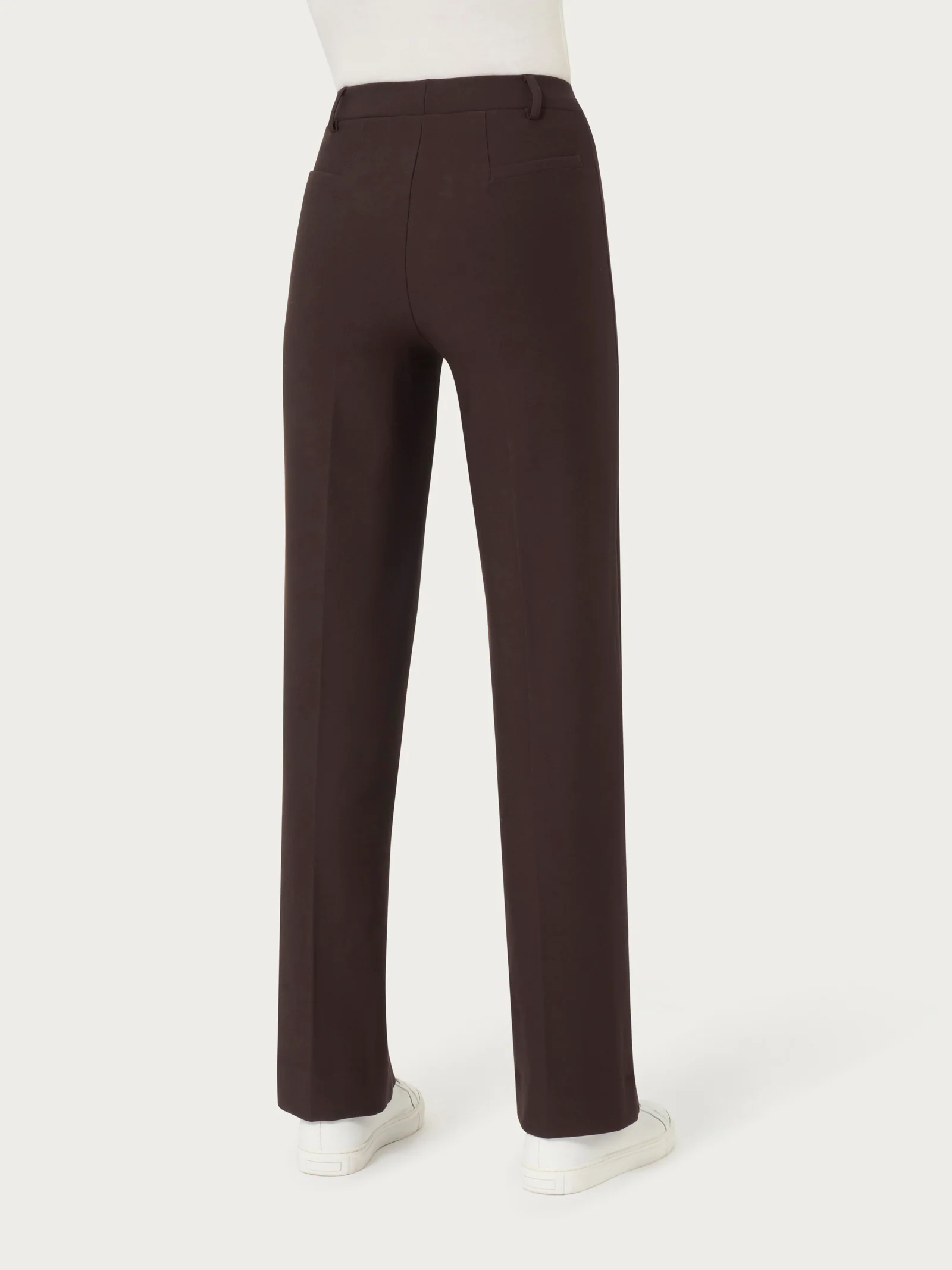 Pantalone ampio in Compact - Chocolate Torte - Image 2