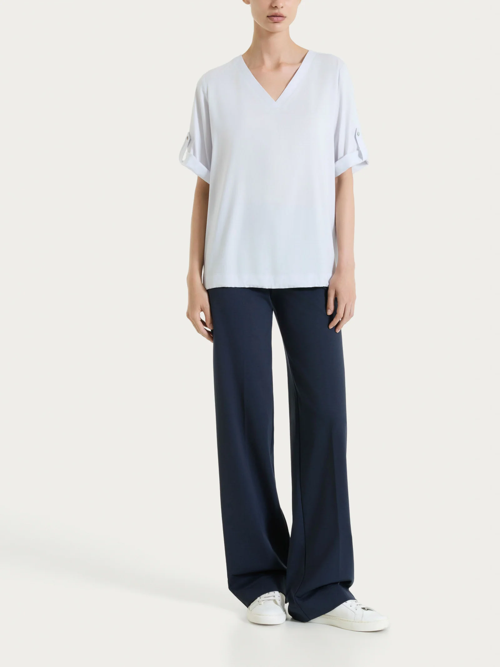 Pantalone ampio in Compact Light - Bleu - Image 4