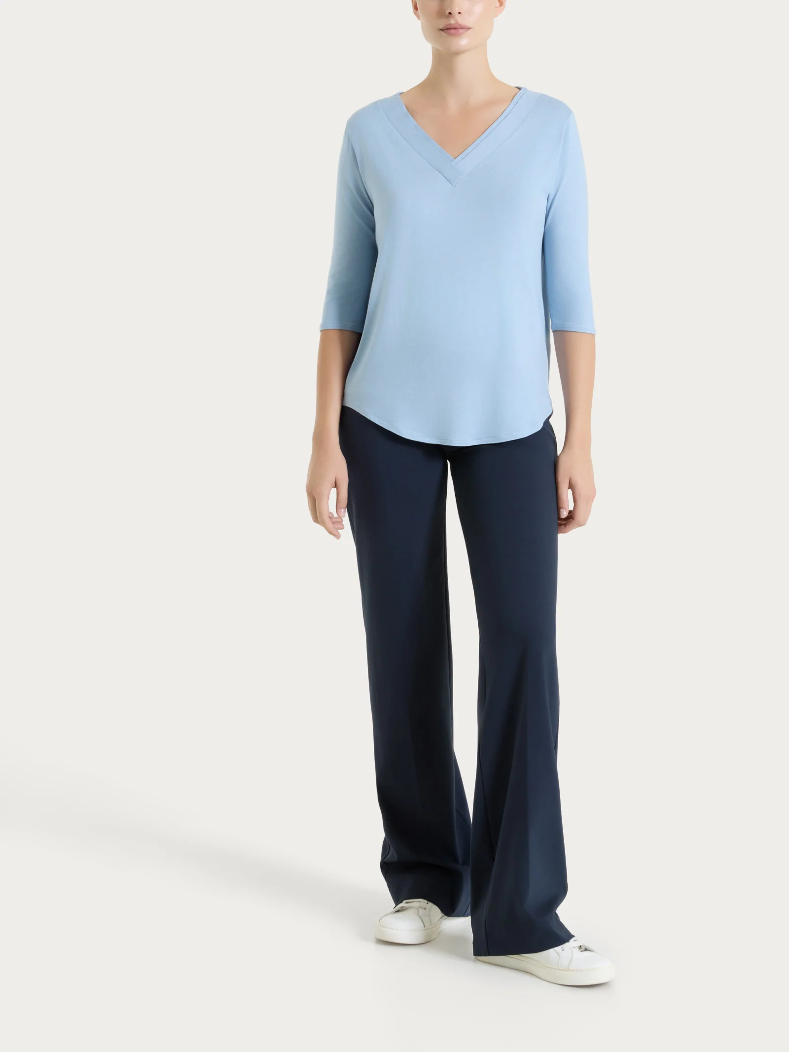Pantalone ampio in Compact Light - Bleu - Image 5