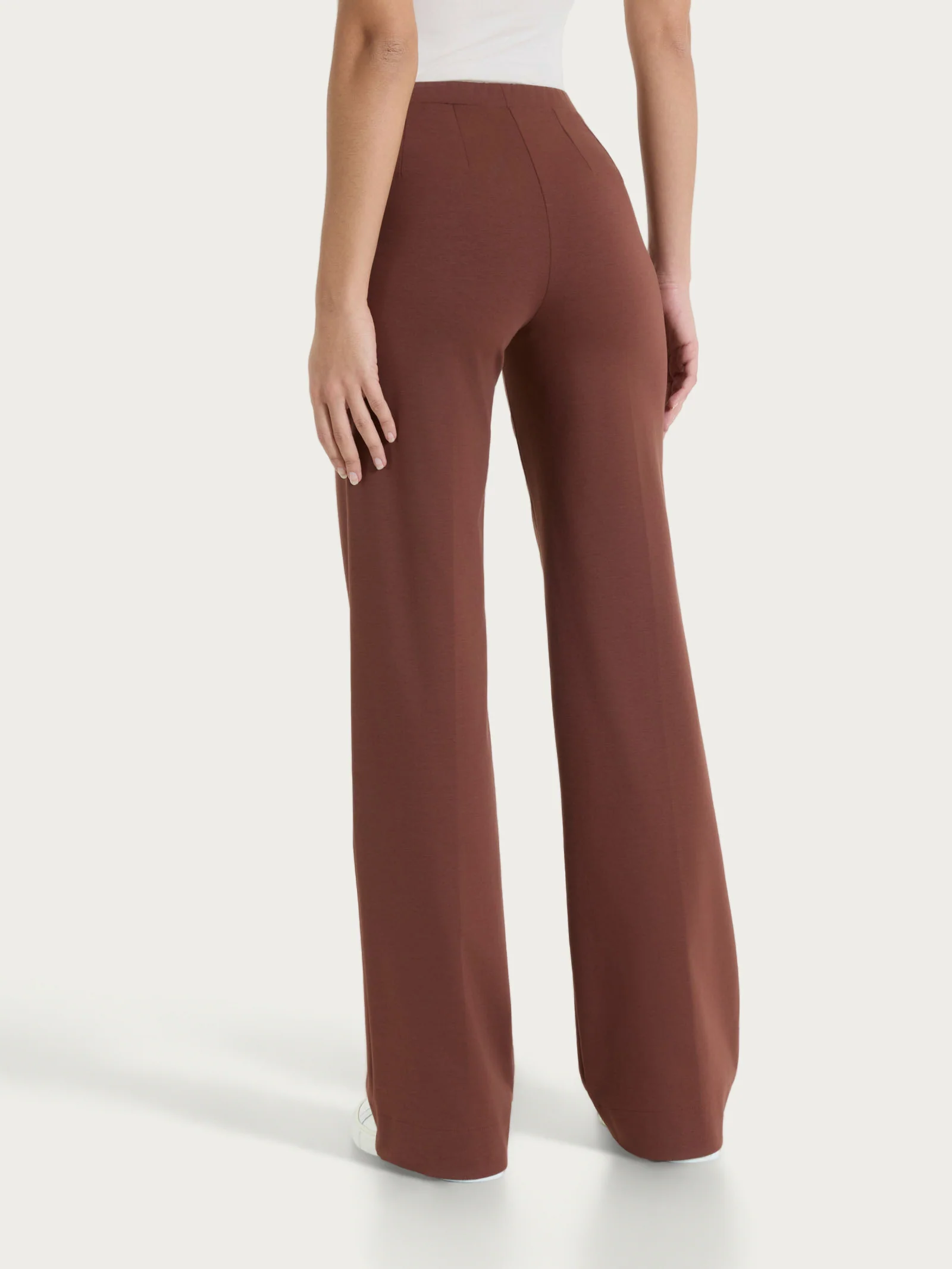 Pantalone ampio in Compact Light - Cappuccino - Image 2