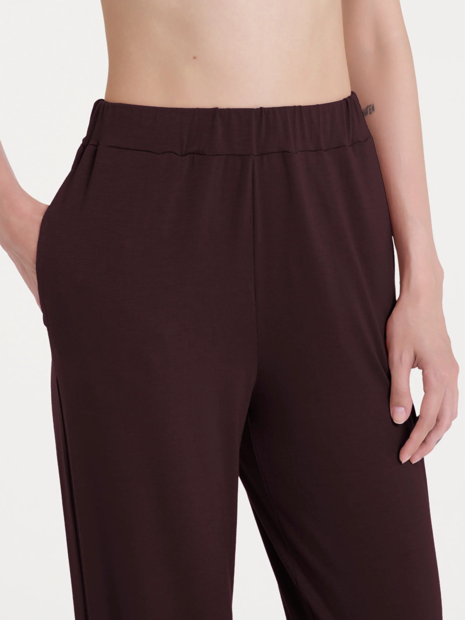 Pantalone ampio tinta unita in Viscosa Summer - Chicory Coffee - Image 3