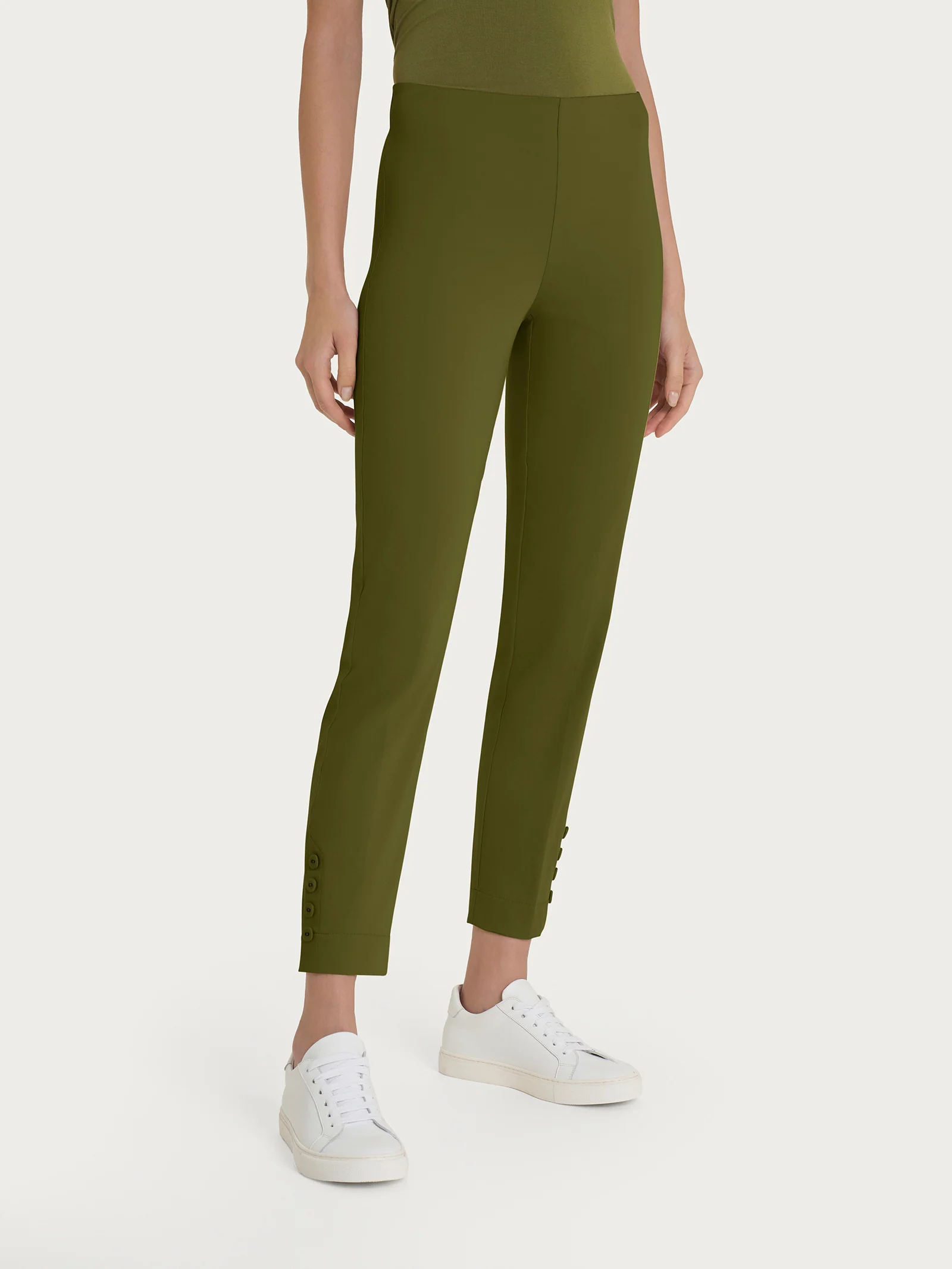 Pantalone capri con bottoni in Satin Power - Sphagnum
