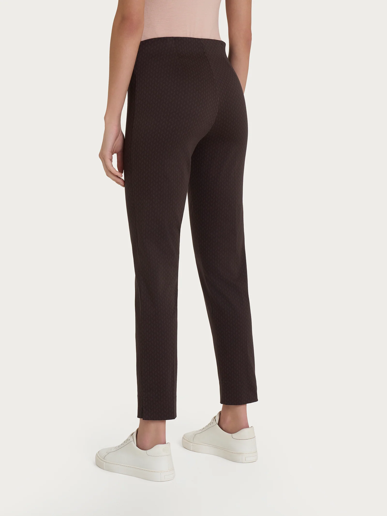 Pantalone capri con spacchetti e tulips pattern in Satin Power - Fant. Chocolate Torte - Image 2