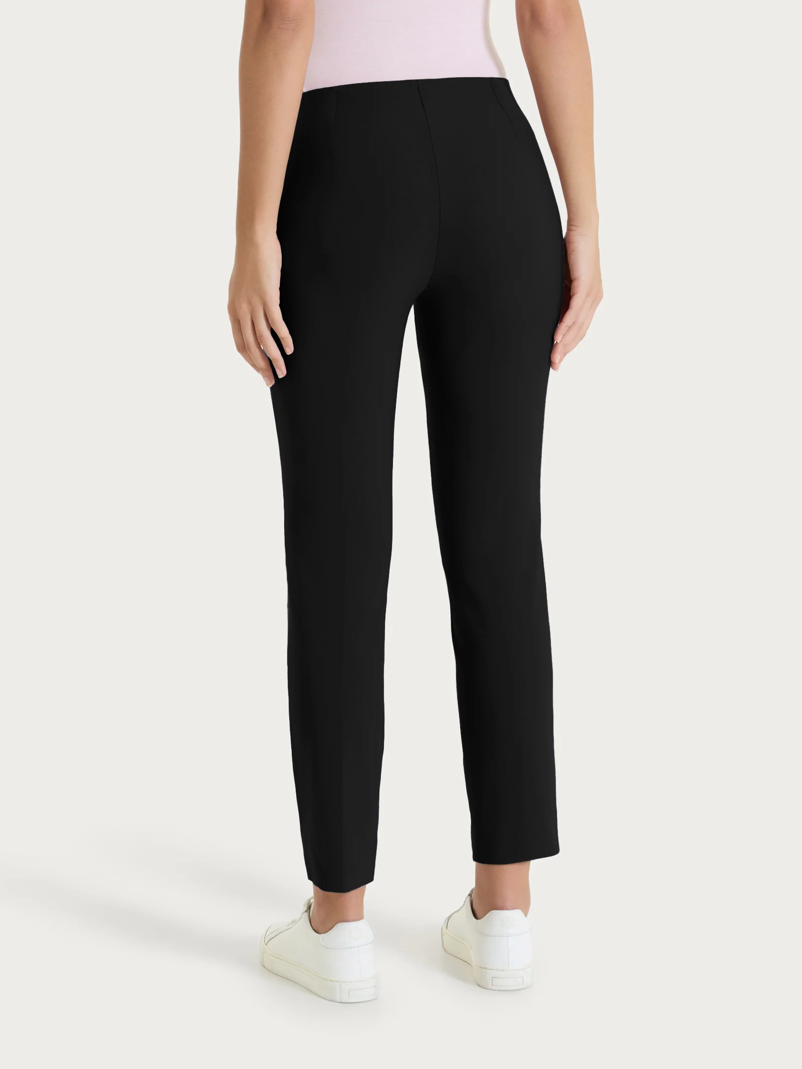 Pantalone capri con spacchetti in Linen Super Fresh - Nero - Image 2