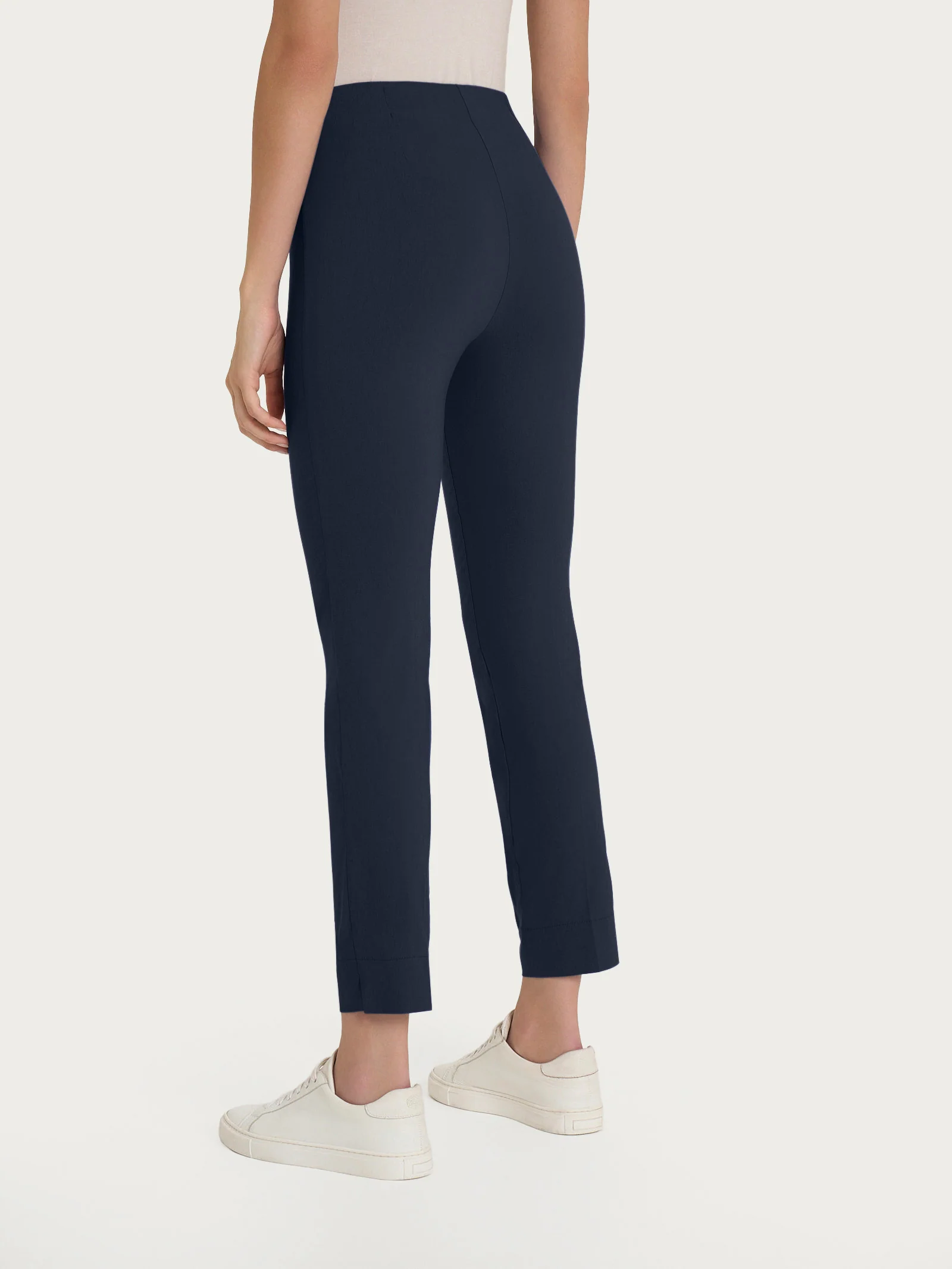 Pantalone capri con spacchetti in Super Fresh - Bleu - Image 2