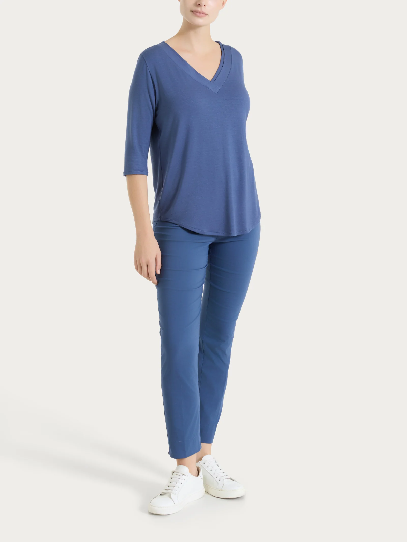 Pantalone capri con spacchetti in Super Fresh - Oceana - Image 4
