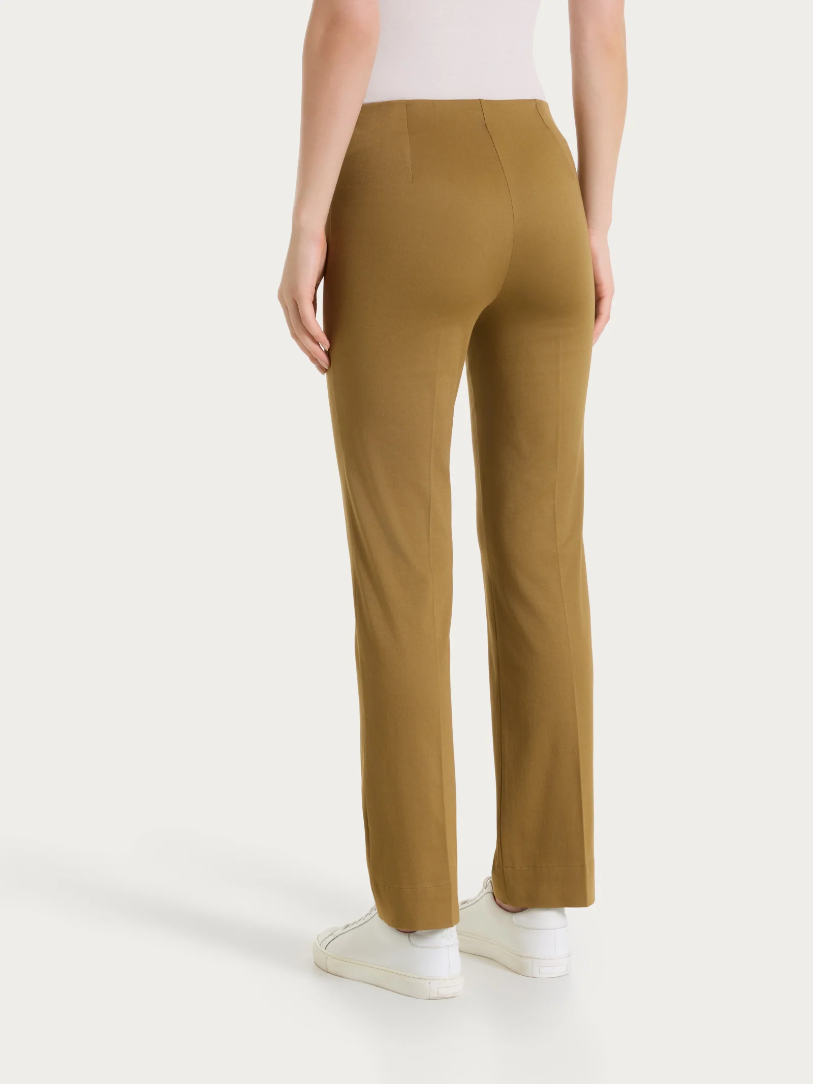 Pantalone capri dritto in Satin Power - Dull Gold - Image 2