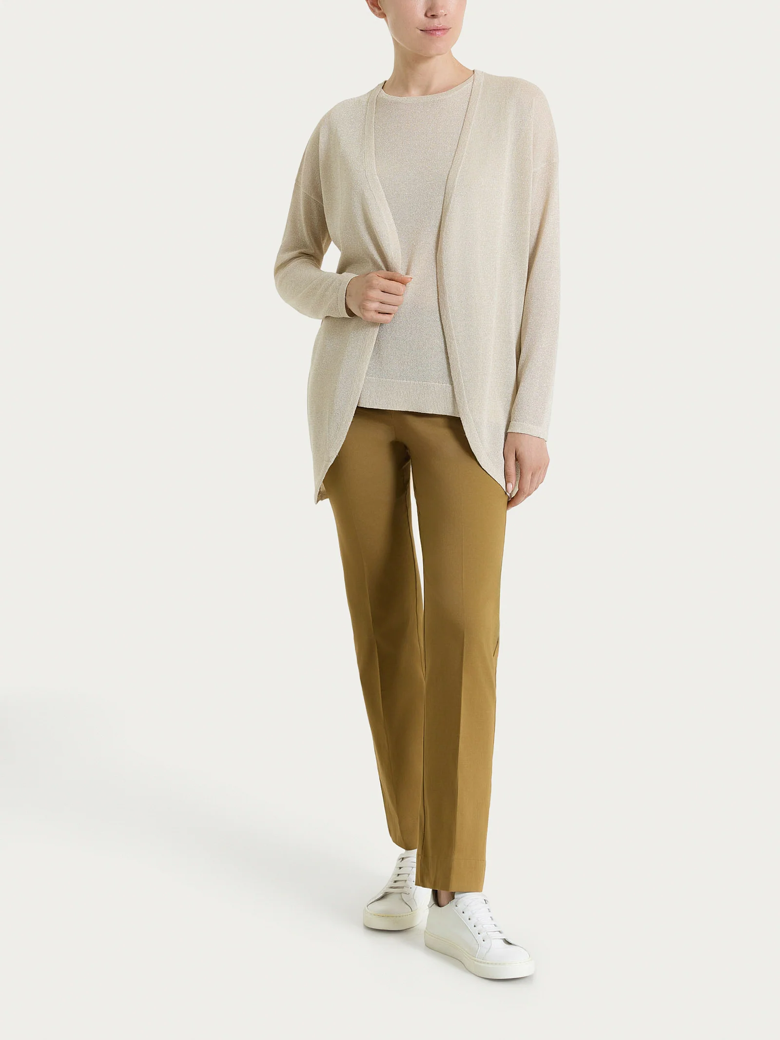 Pantalone capri dritto in Satin Power - Dull Gold - Image 5