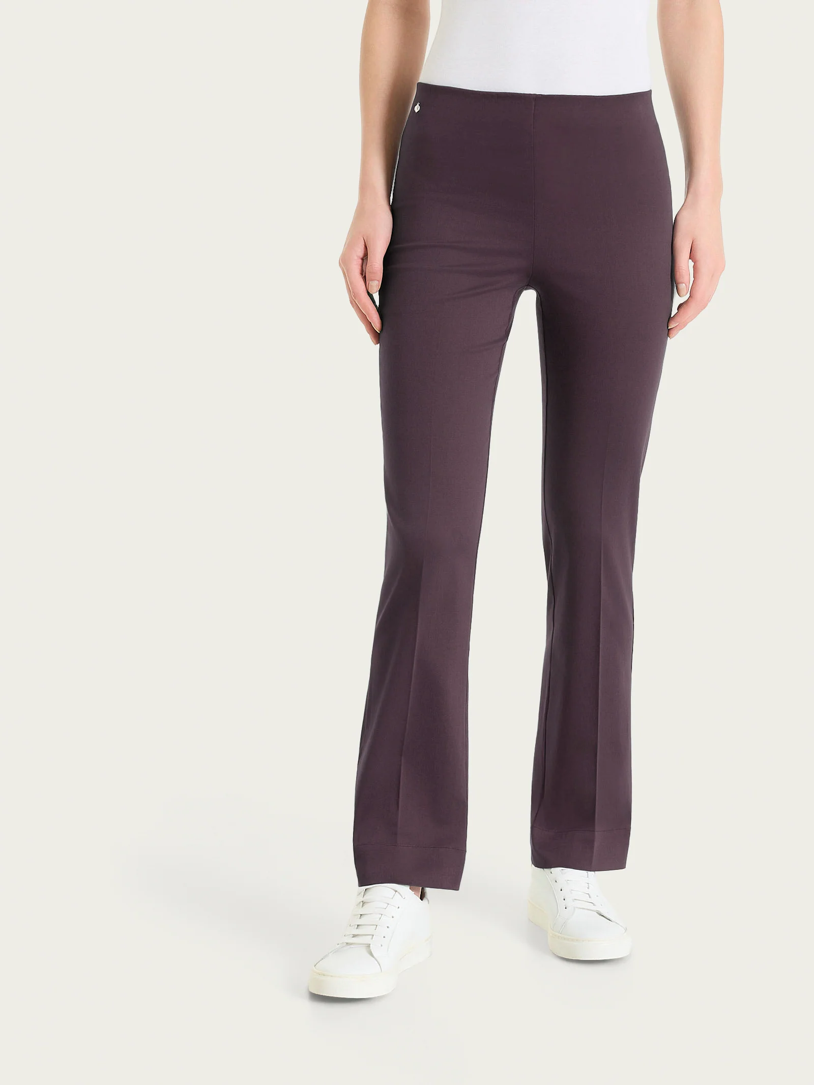 Pantalone capri dritto in Satin Power - Raisin