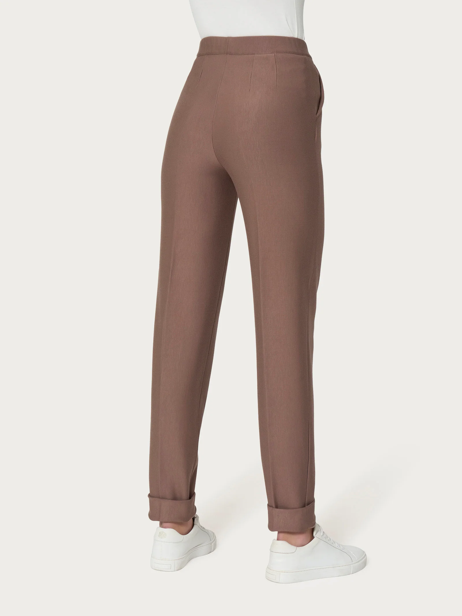 Pantalone chino con tasche in Eco Techno Fleece - Pine Bark - Image 2