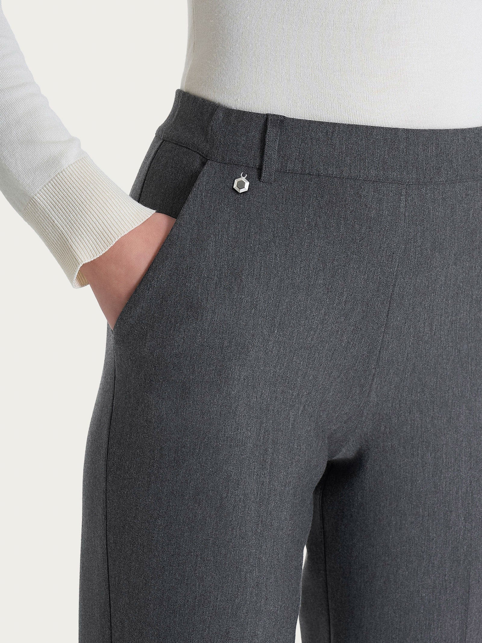 Pantalone chino slim con tasche e risvolto in Compact - Ardesia Mel. - Image 7