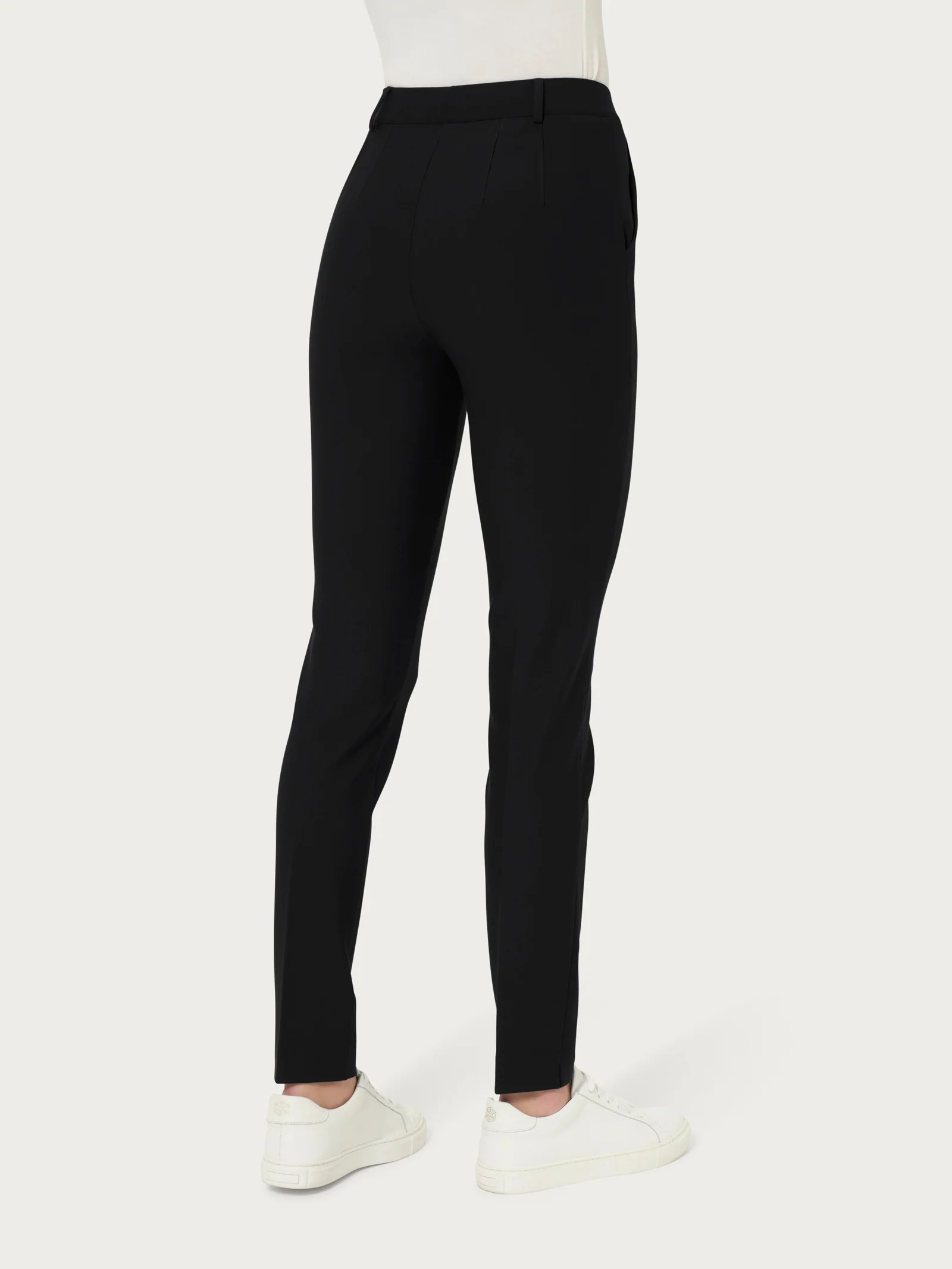 Pantalone chino slim con tasche in Compact - Nero - Image 2