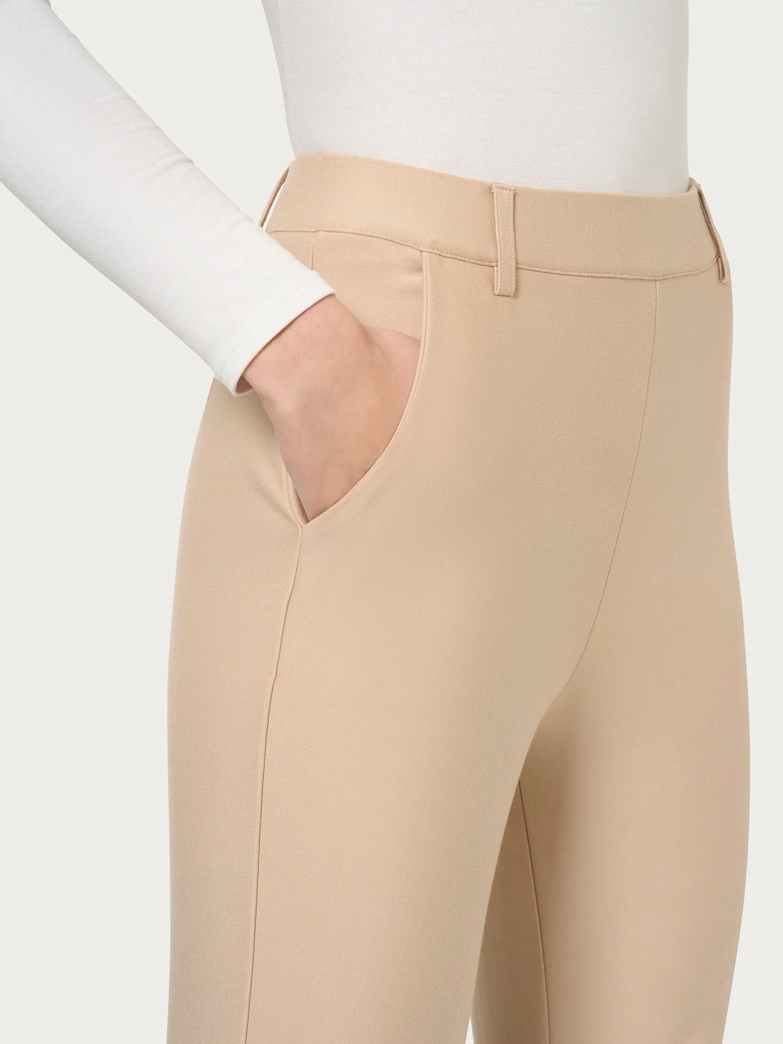 Pantalone chino slim con tasche in Compact - Irish Cream - Image 3