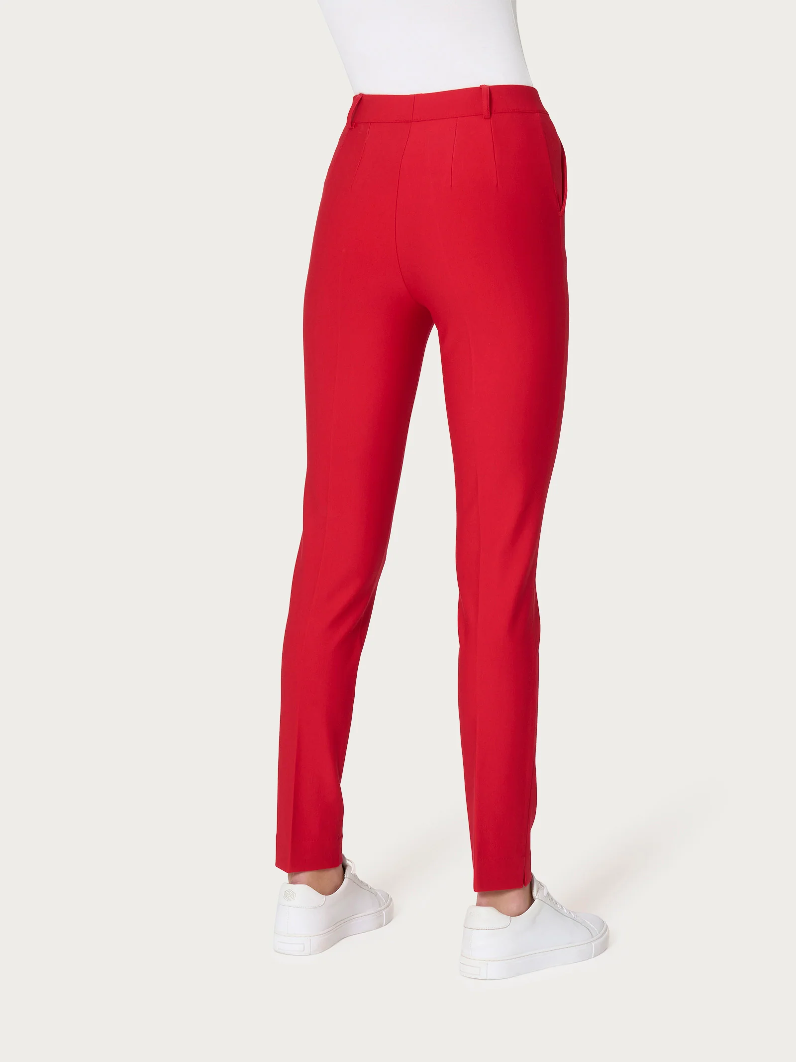 Pantalone chino slim con tasche in Compact - Salsa - Image 2