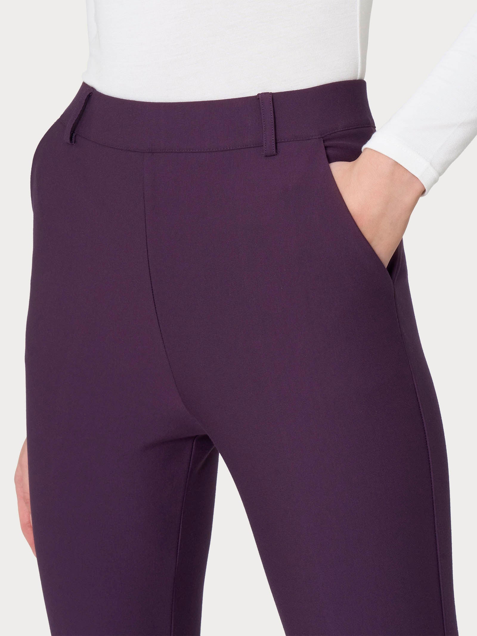 Pantalone chino slim con tasche in Compact - Plum Perfect - Image 3