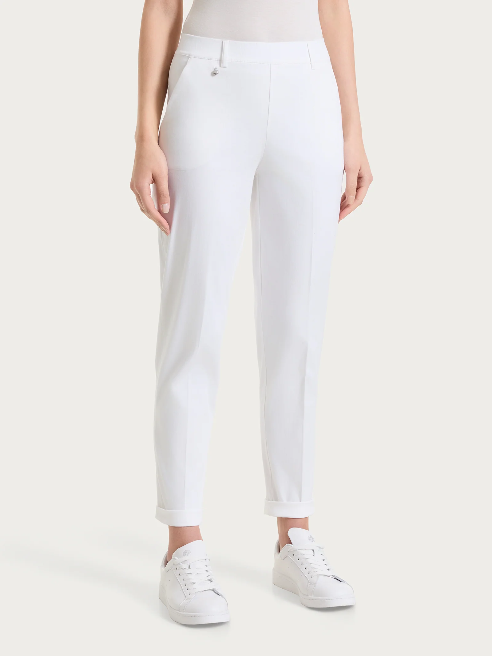 Pantalone chino slim con tasche in Satin Power - Bianco - Image 2
