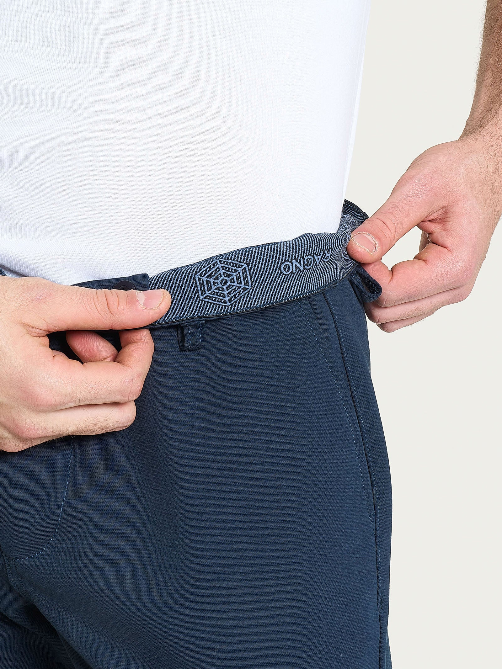 Pantalone con tasche america in Cotton Compact - Bleu - Image 4