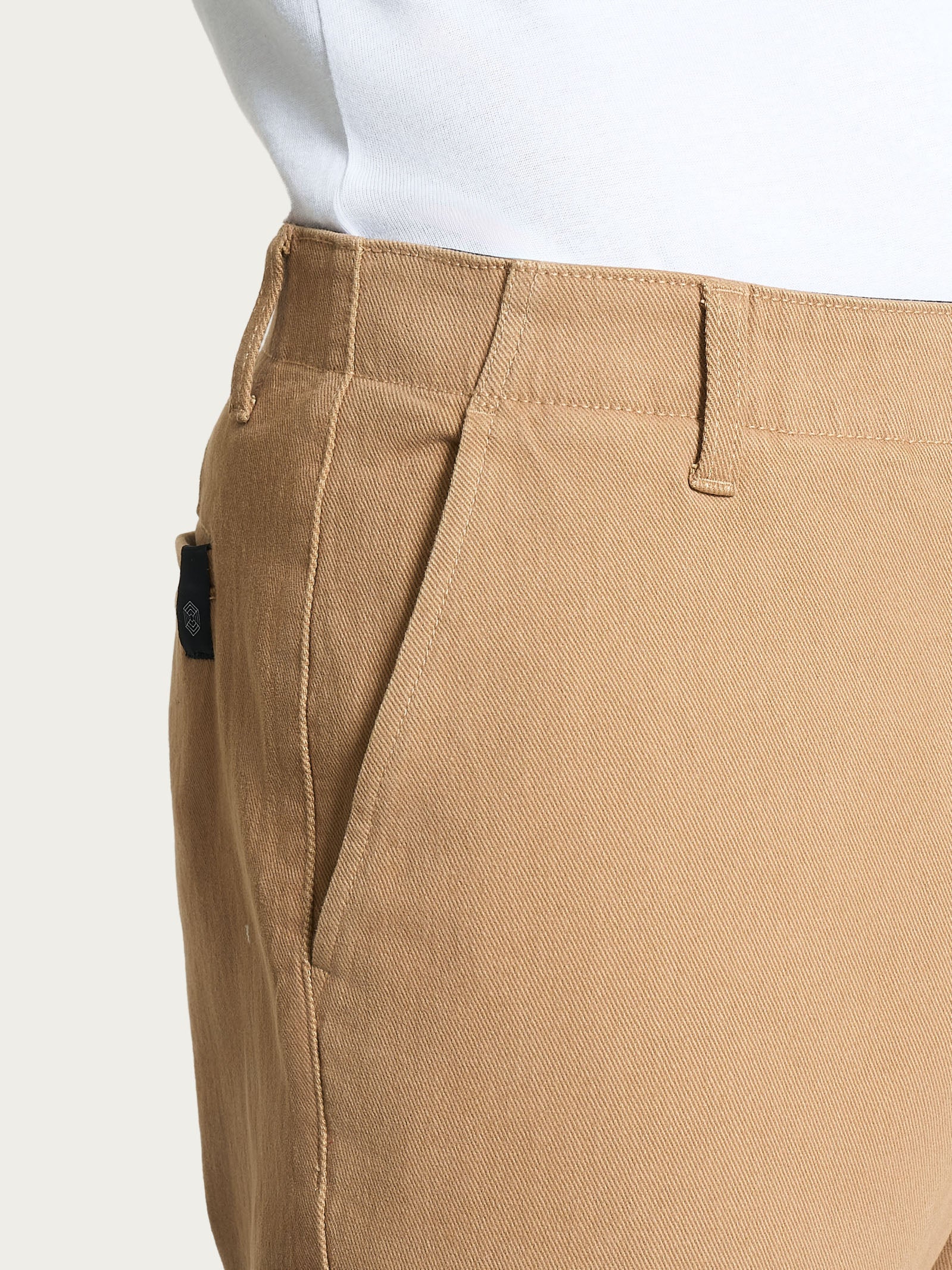 Pantalone con tasche america in Raw Twill di Cotone - Tiger's Eye - Image 4
