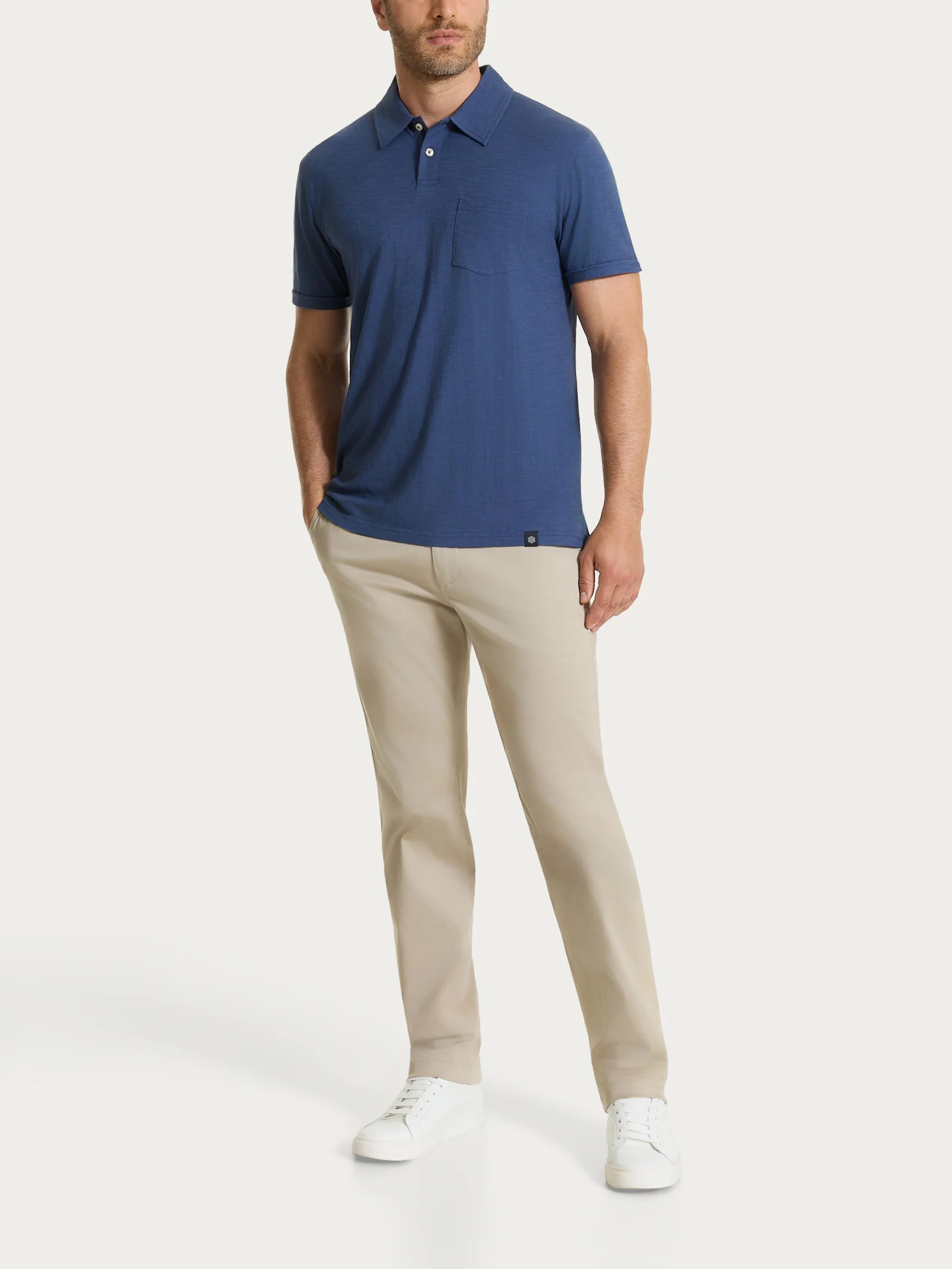 Pantalone con tasche america in Satin Power  - Crockery - Image 8