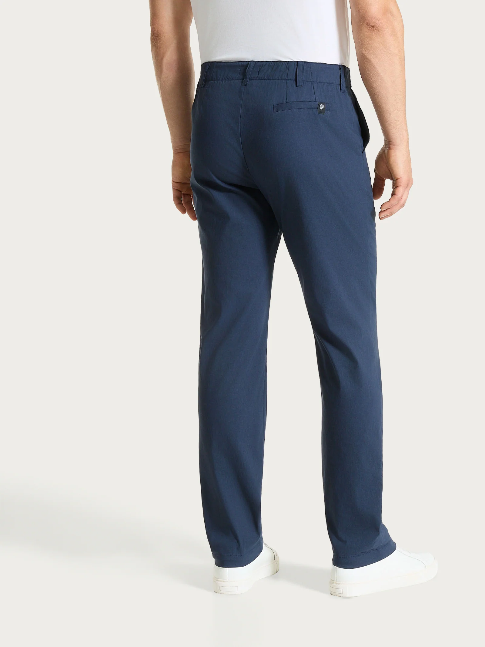 Pantalone con tasche america in Super Fresh - Bleu - Image 4
