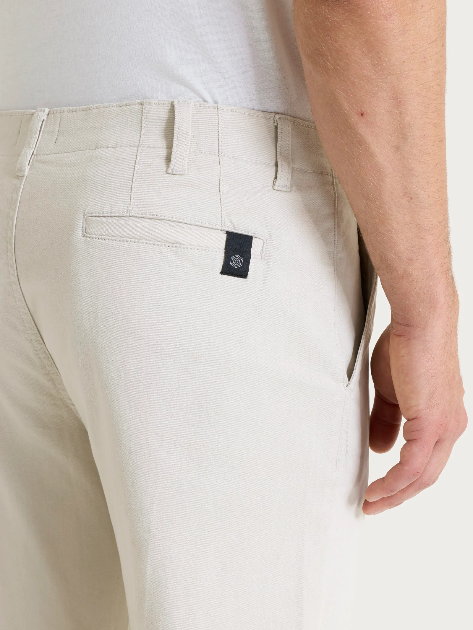 Pantalone con tasche america in Twill Eco Cotton - Champignon - Image 3