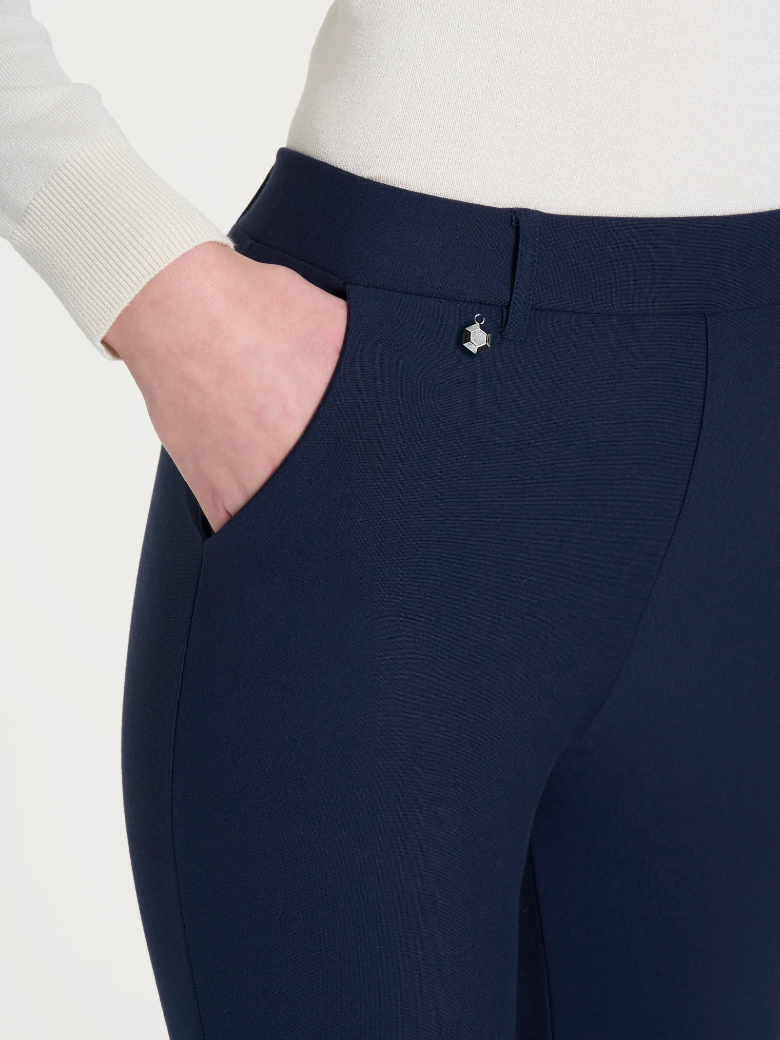 Pantalone dritto con tasche in Compact - Persia - Image 3