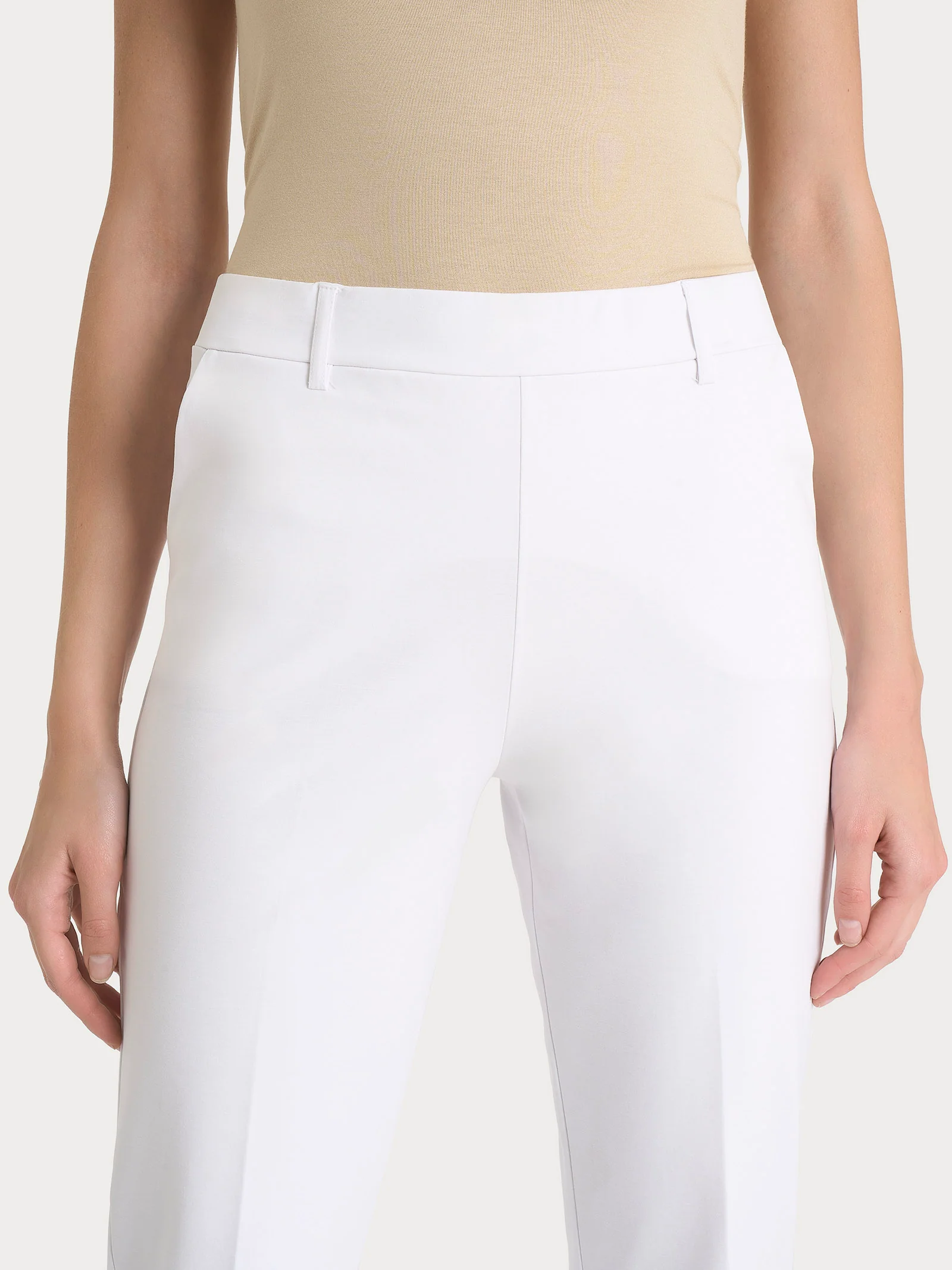Pantalone dritto con tasche in Compact Light - Bianco - Image 4