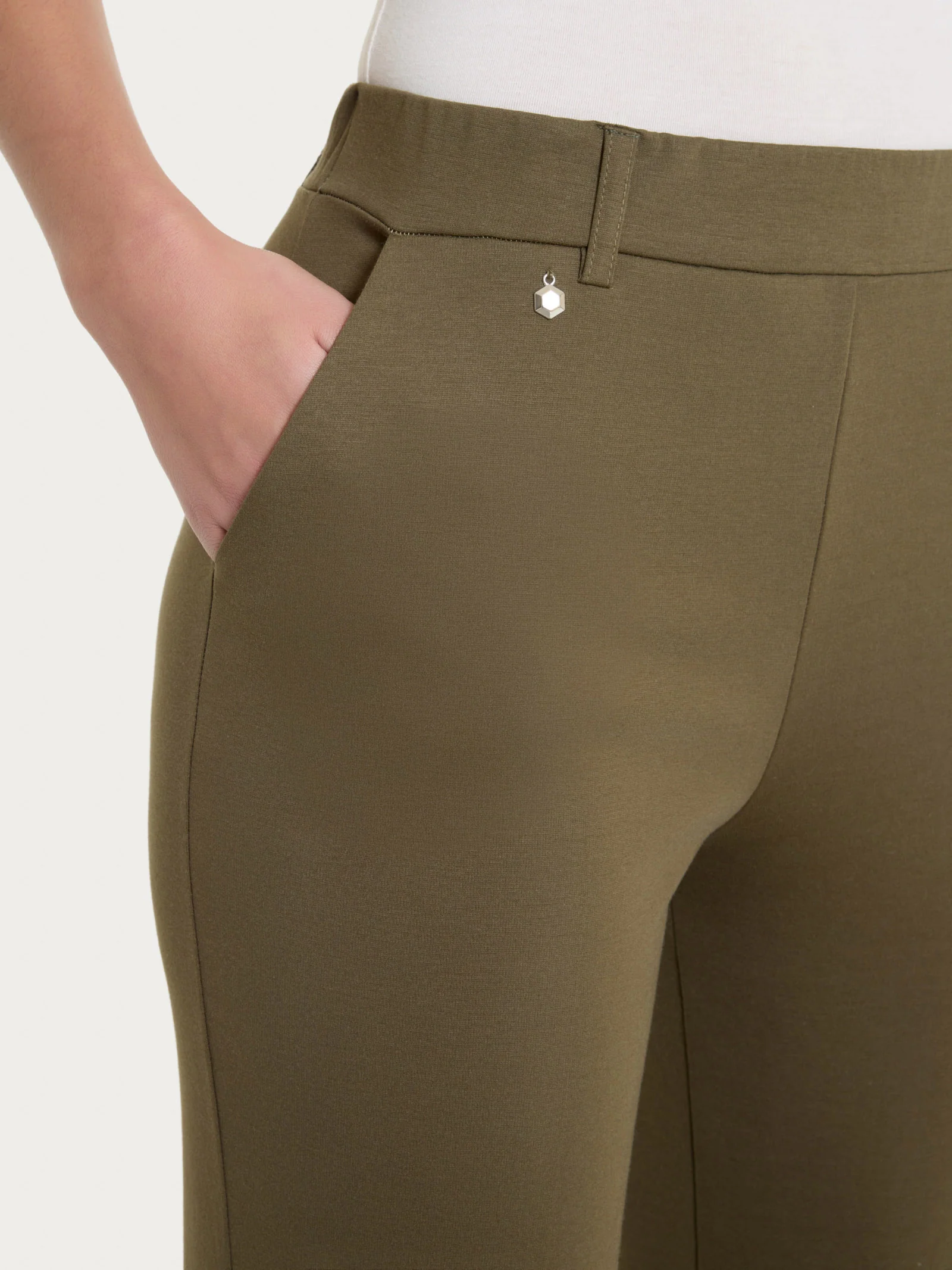 Pantalone dritto con tasche in Compact Light - Dark Olive - Image 3