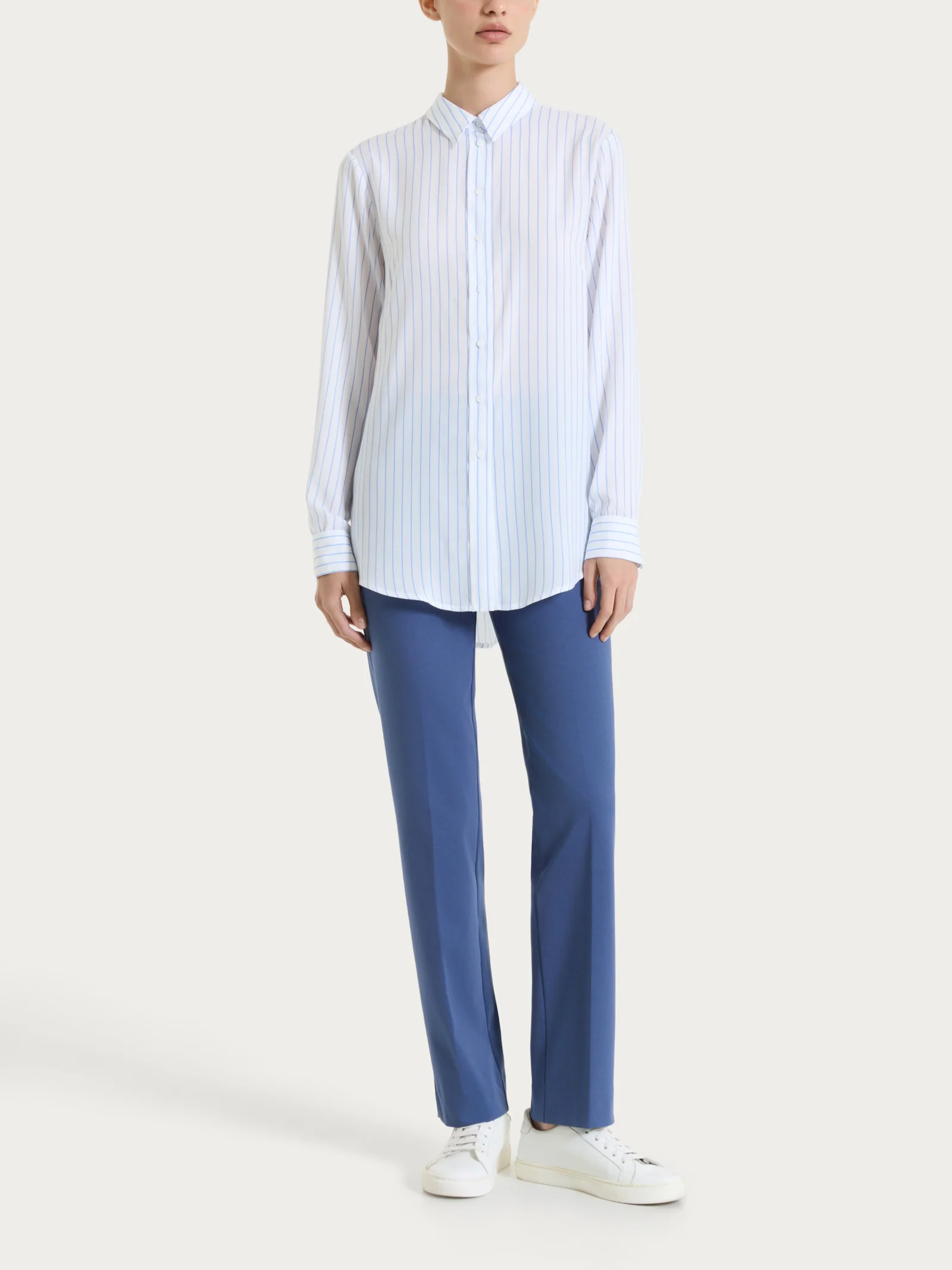 Pantalone dritto con tasche in Compact Light - Oceana - Image 4