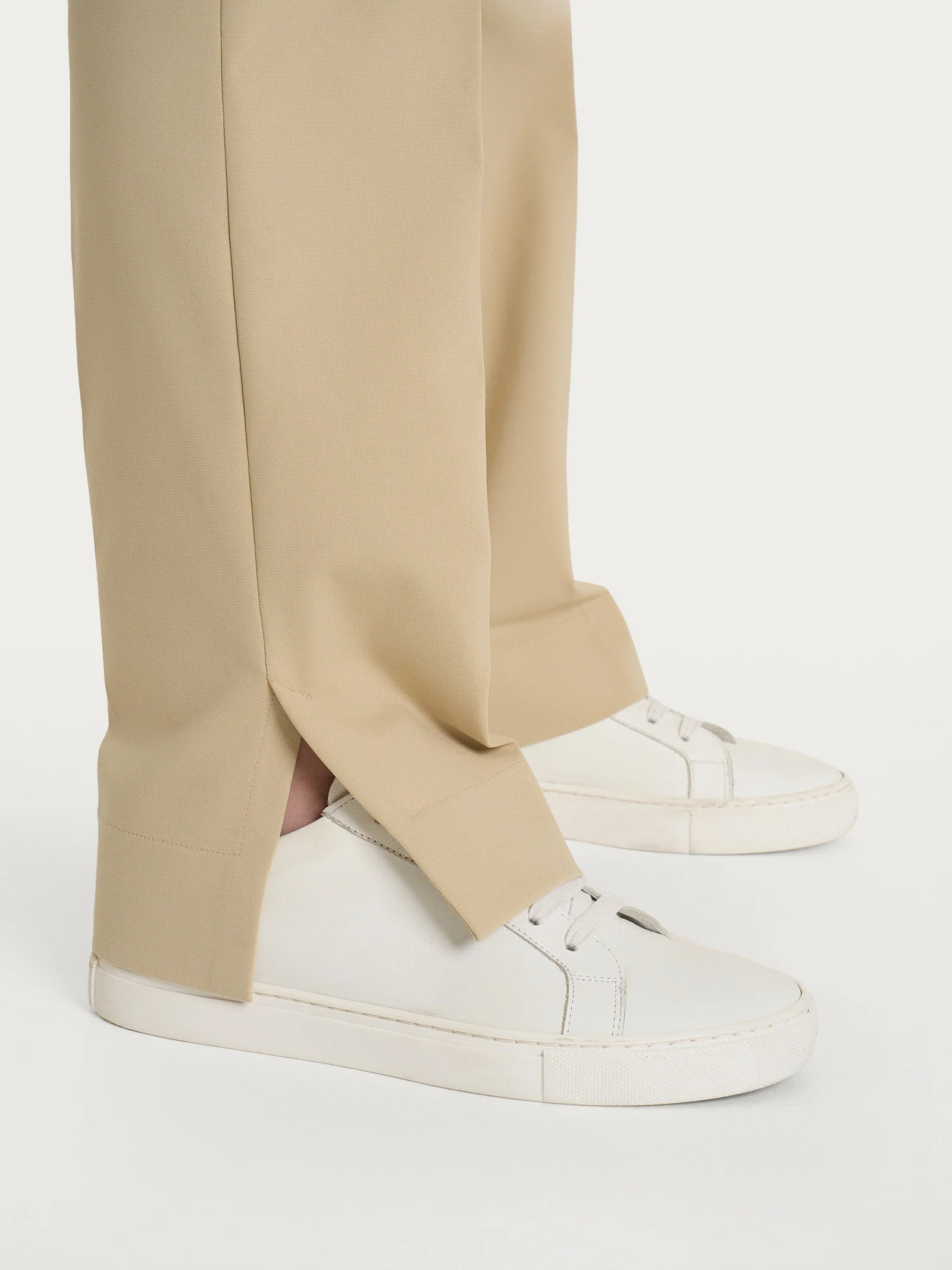 Pantalone dritto con tasche in Compact Light - Irish Cream - Image 3