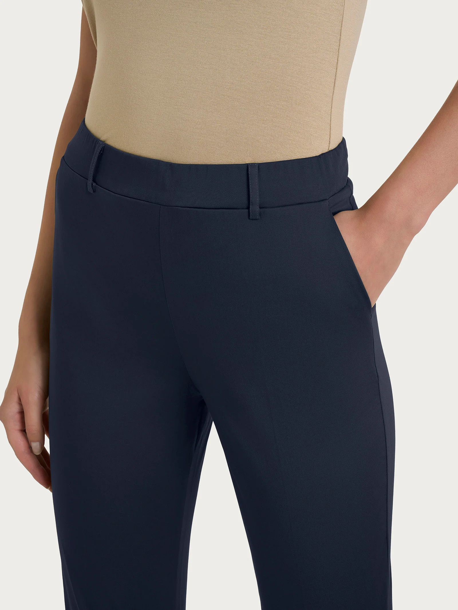Pantalone dritto con tasche in Satin Power - Bleu - Image 3