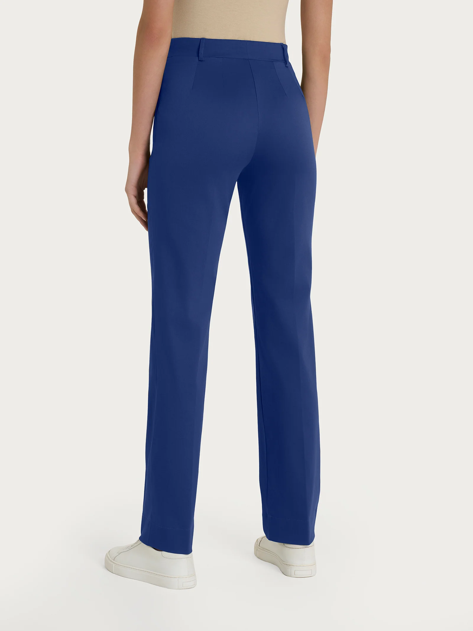 Pantalone dritto con tasche in Satin Power - Blueberry - Image 2